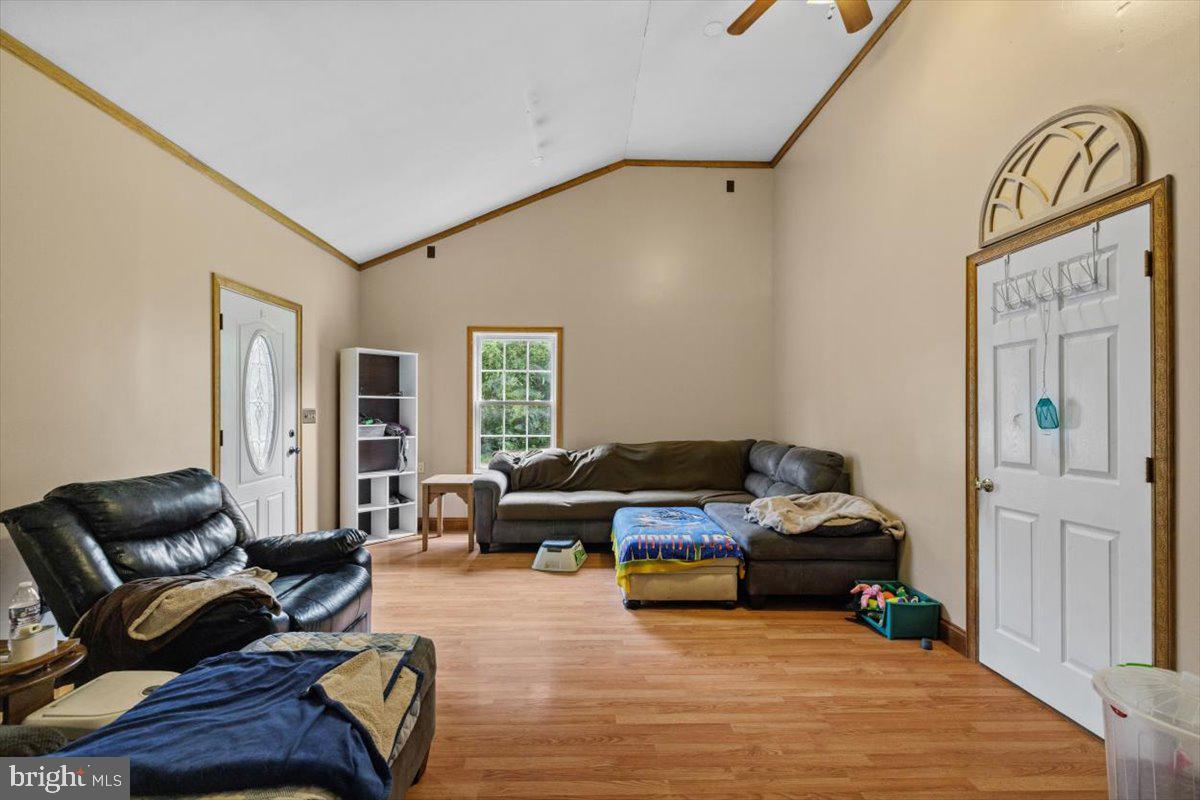 SOUTHERN CROSS ESTATES - Residential