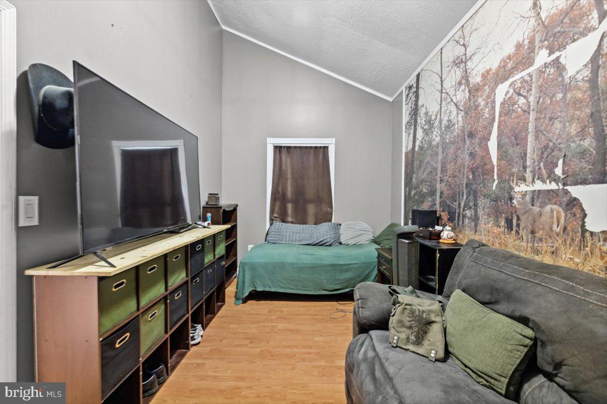 SOUTHERN CROSS ESTATES - Residential