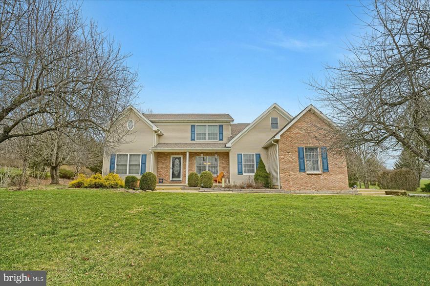 Welcome to a home that's been truly well loved, and it shows. This stunning 4 bedroom, 2.5 bath residence sits on 1.33 acres in a highly sought-blend of elegance, comfort, and space to live beautifully. From the moment you arrive, you'll feel the charm, the care, and the lifestyle this home was made for: morning coffee on the porch, effortless entertaining, and room to breathe inside and out. Opportunities like this don't come around often... and this one won't last long. Showings start on March 29th. 
Strict 24-hour notice required for all showings.