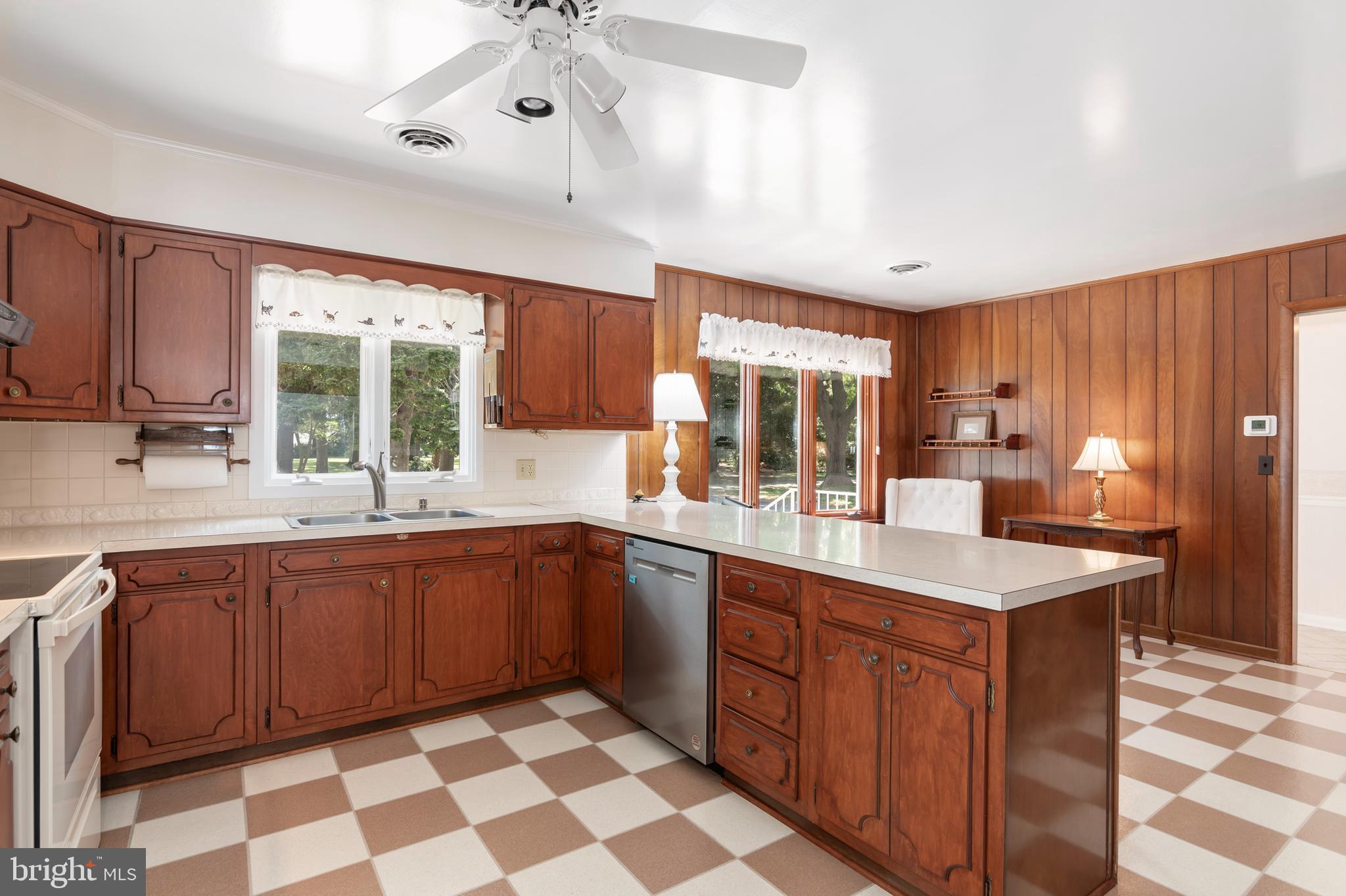 RAYS POINT - Residential