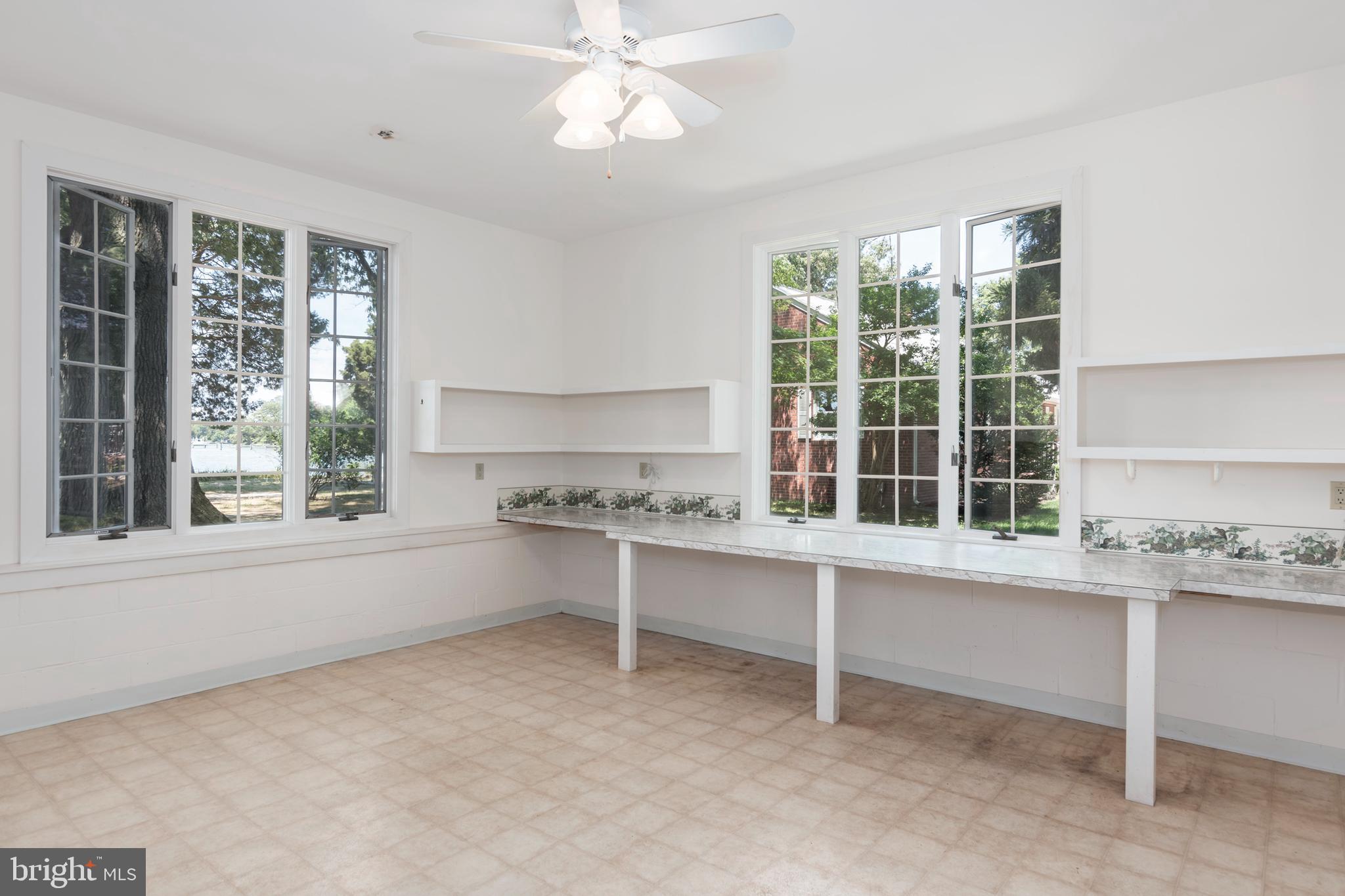 RAYS POINT - Residential