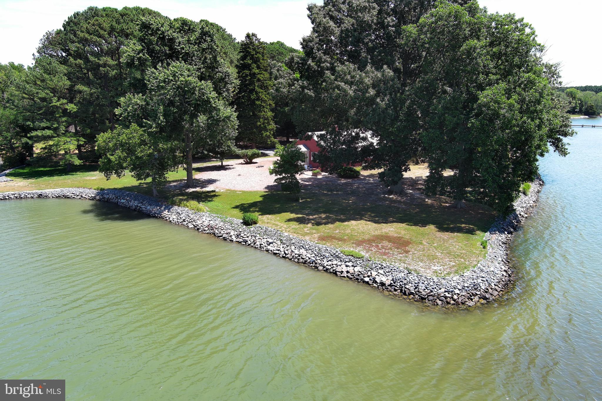 RAYS POINT - Residential