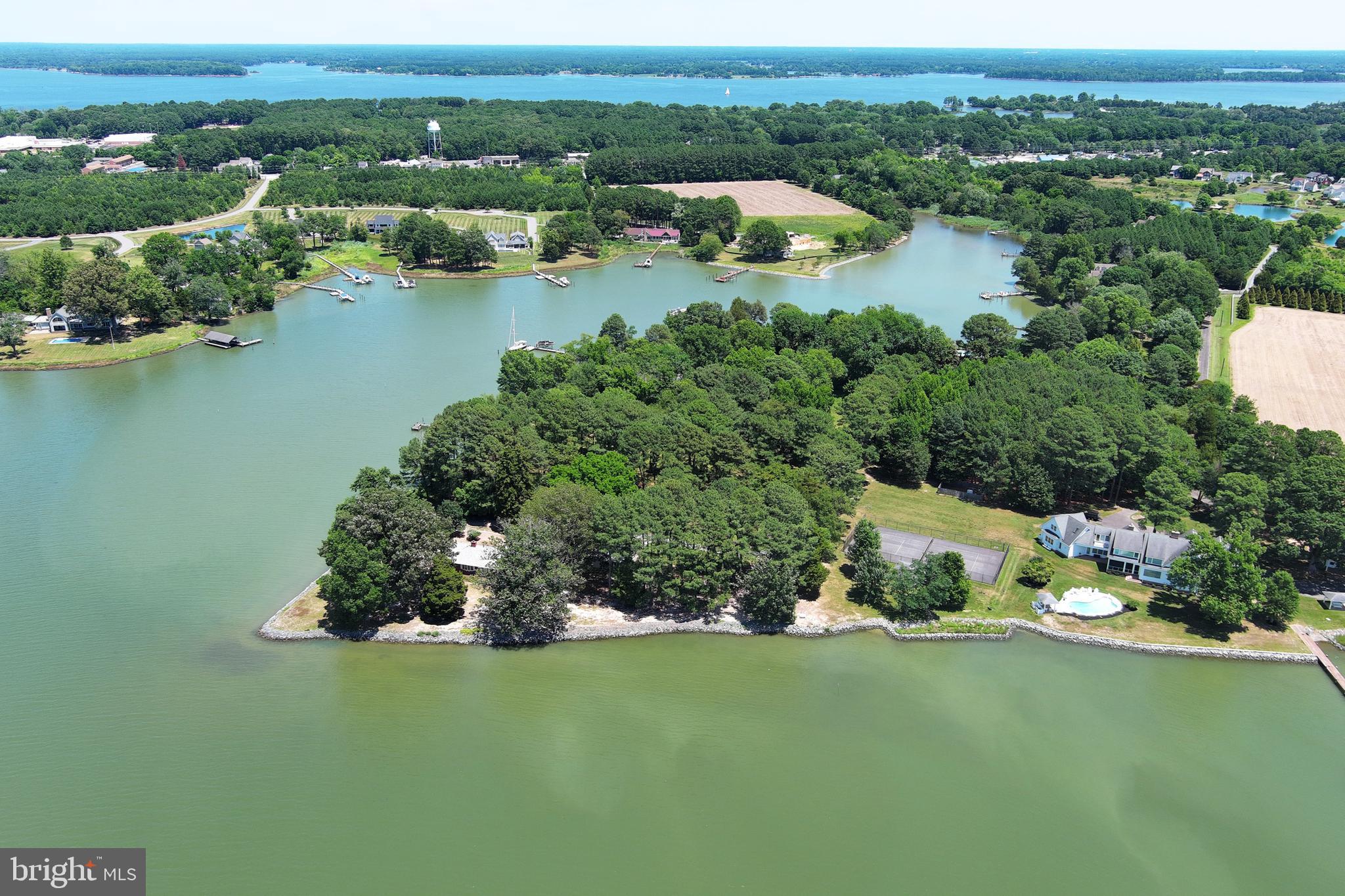 RAYS POINT - Residential