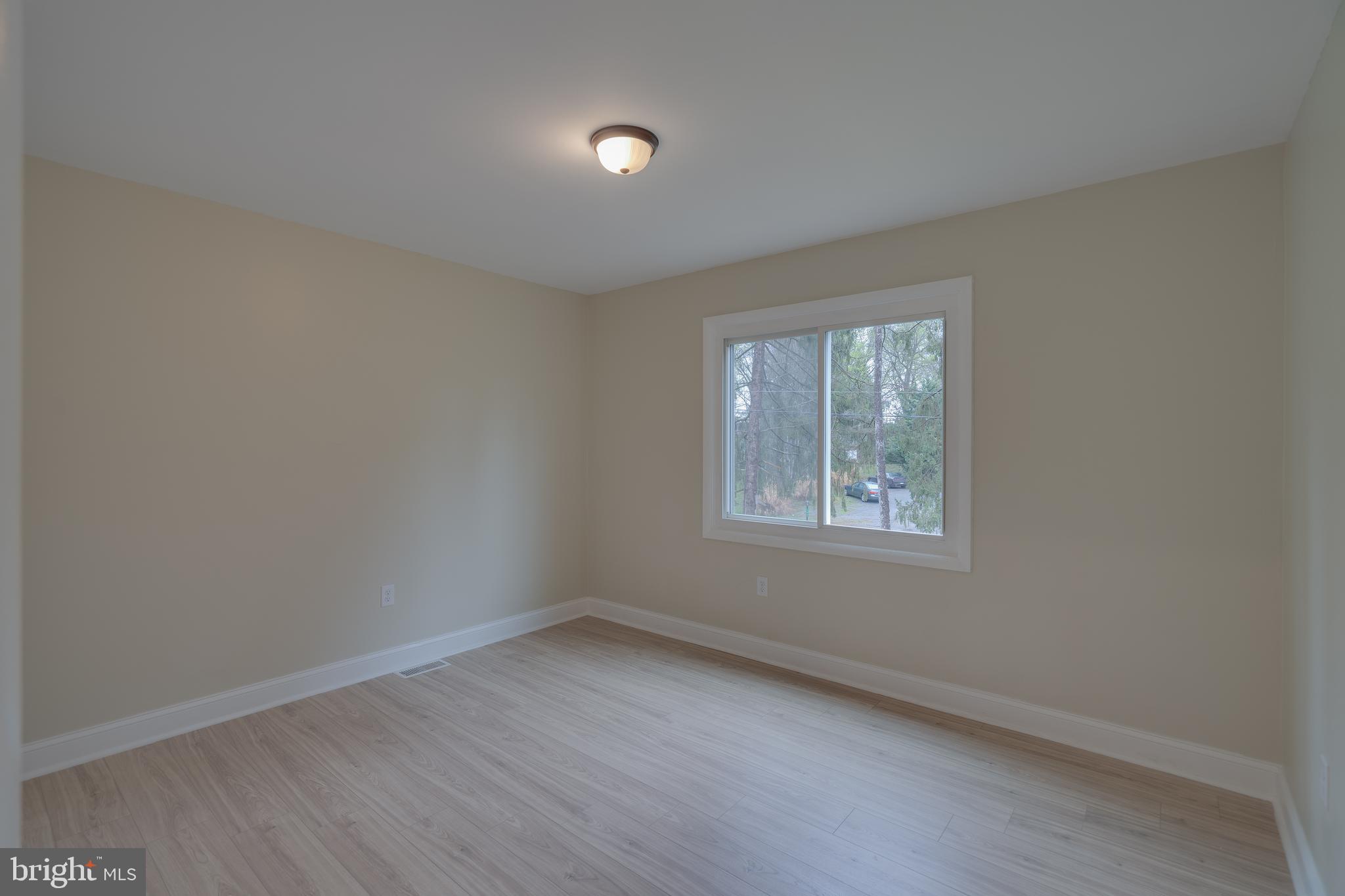 MECKLENBURG HEIGHTS - Residential