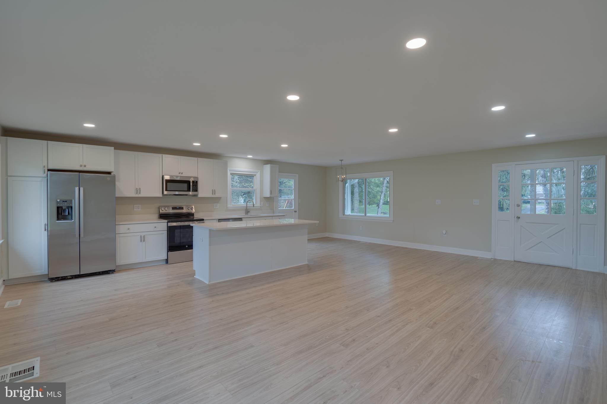 MECKLENBURG HEIGHTS - Residential