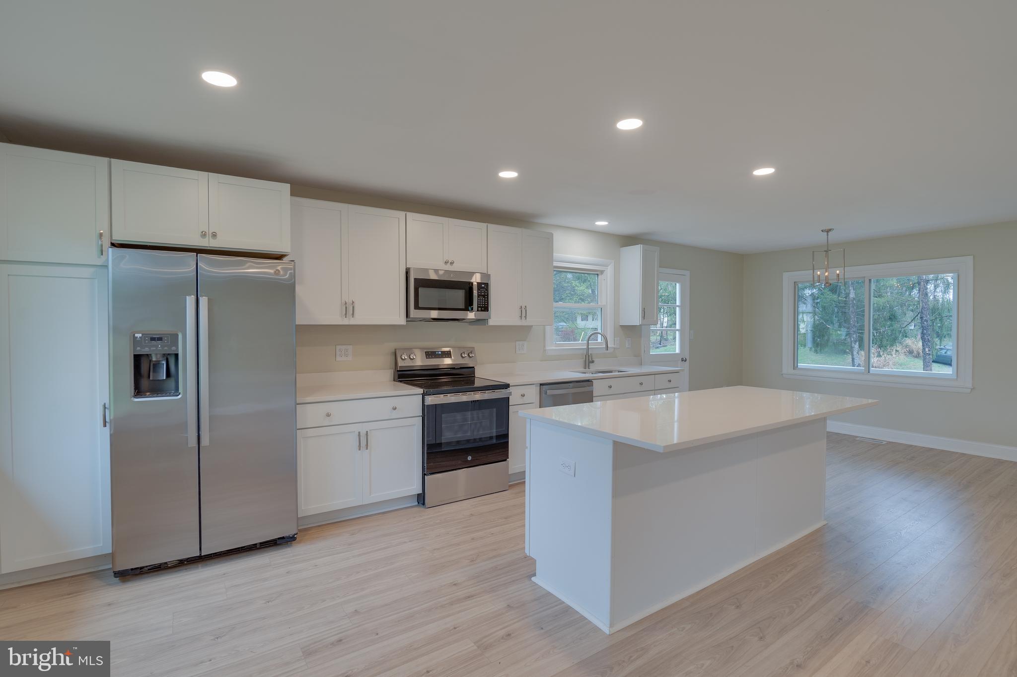 MECKLENBURG HEIGHTS - Residential