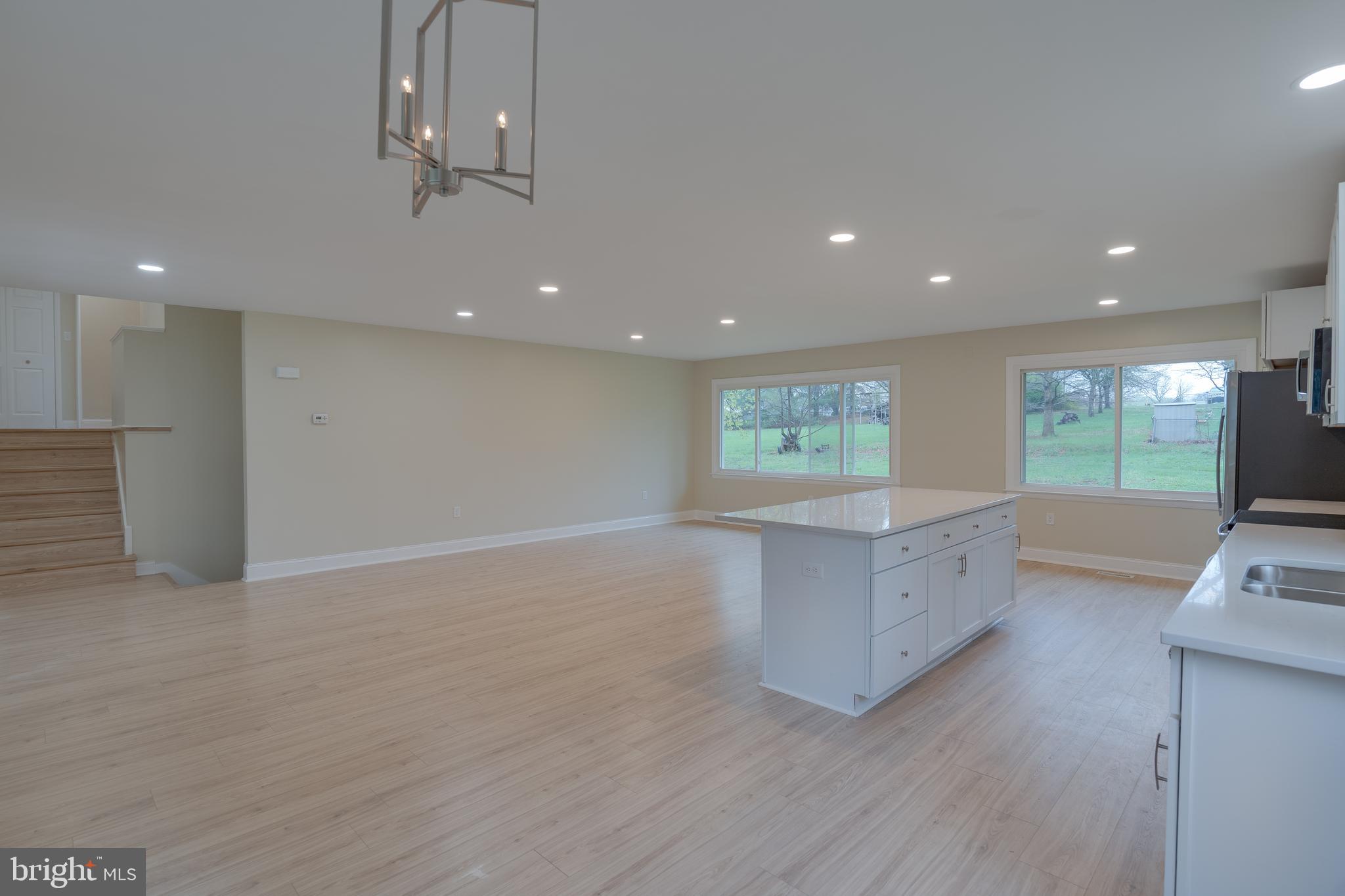 MECKLENBURG HEIGHTS - Residential