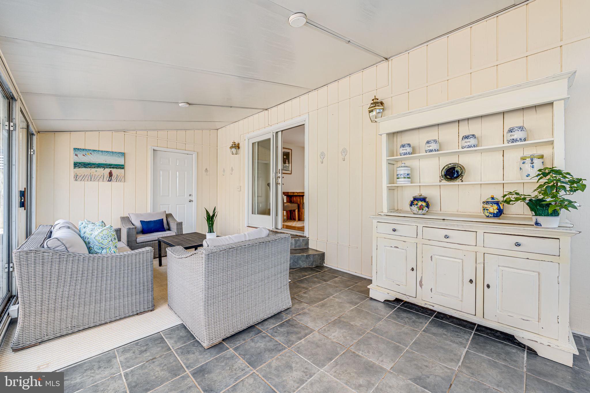 TALISMAN COURT - Residential