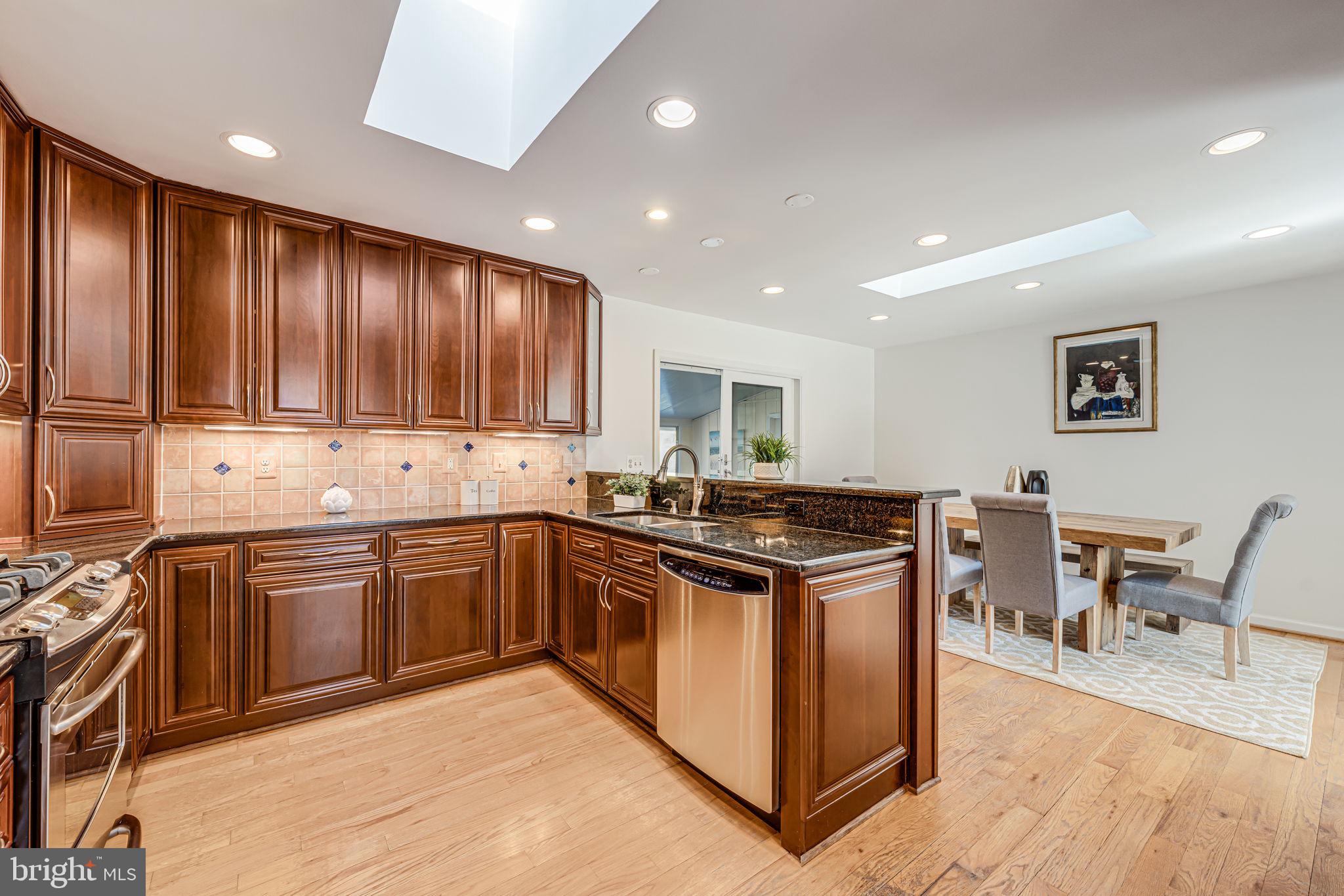 TALISMAN COURT - Residential