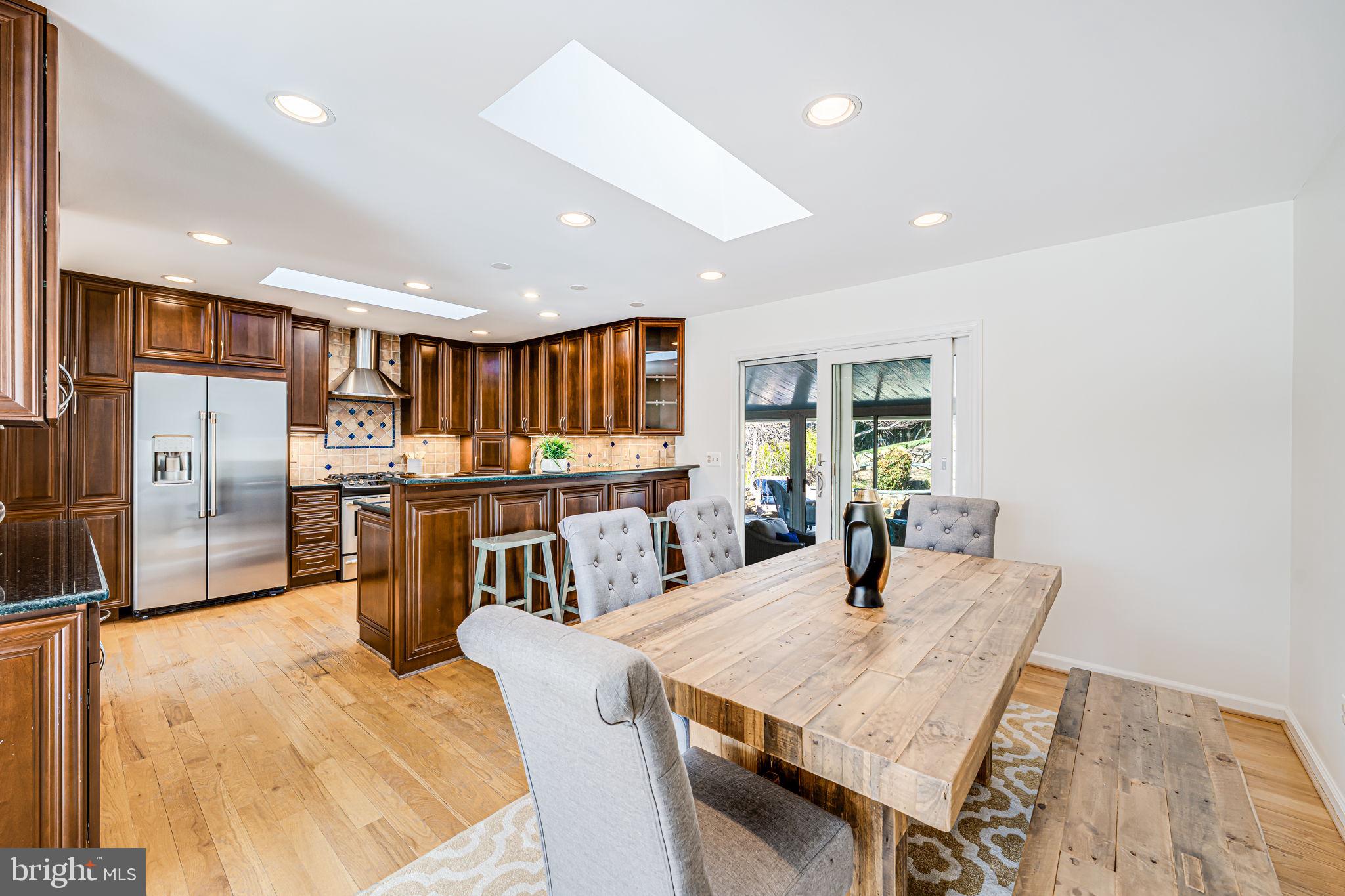 TALISMAN COURT - Residential