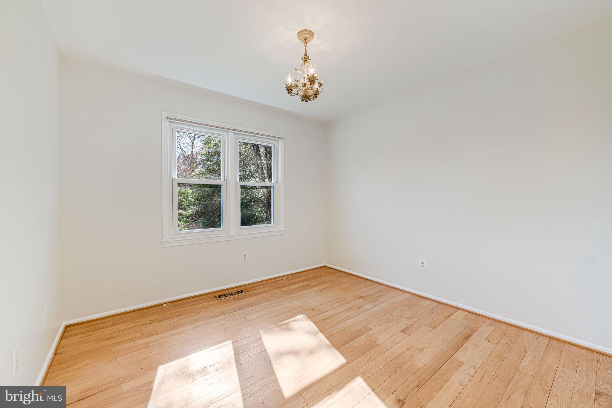 TALISMAN COURT - Residential