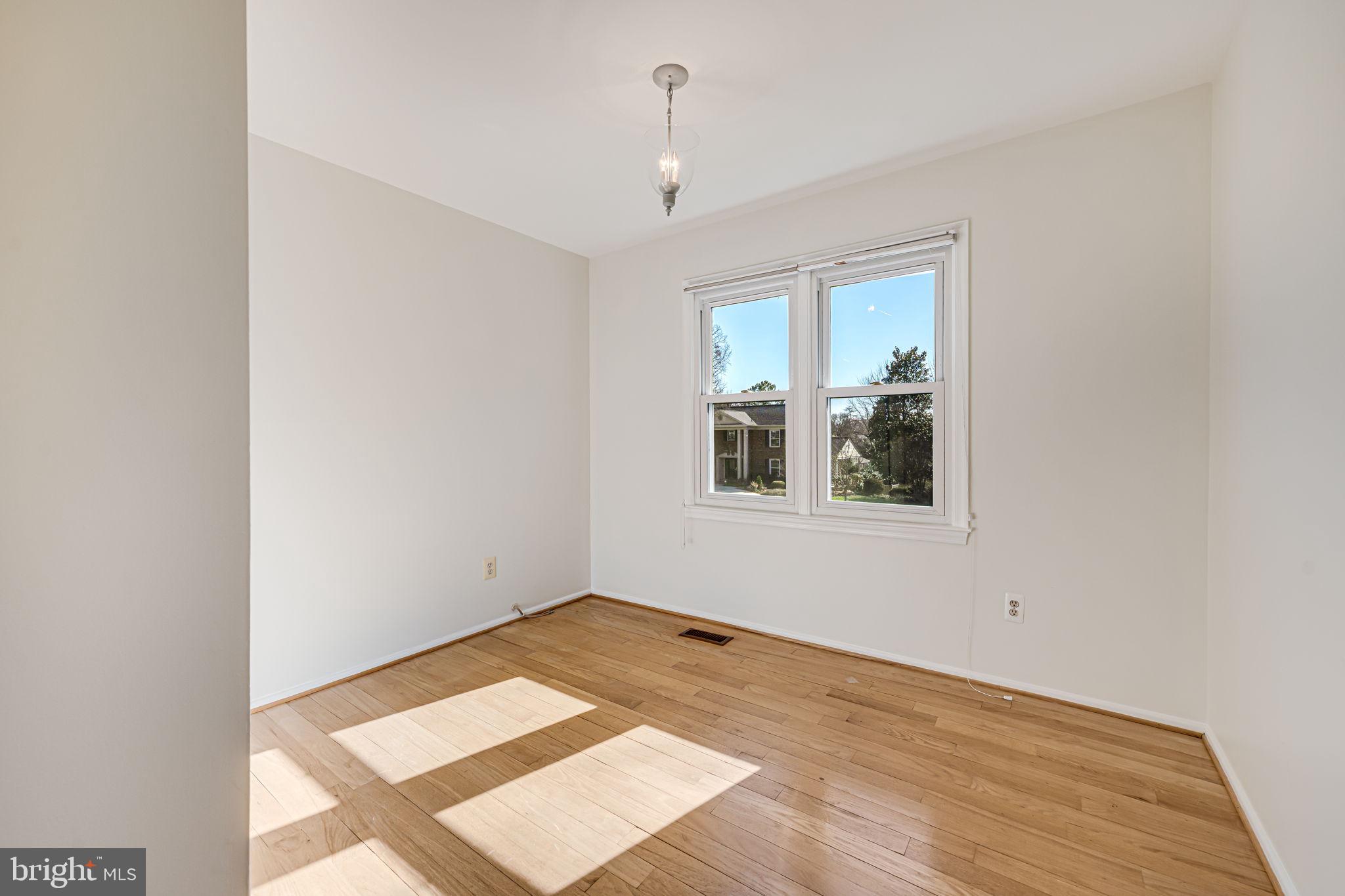 TALISMAN COURT - Residential