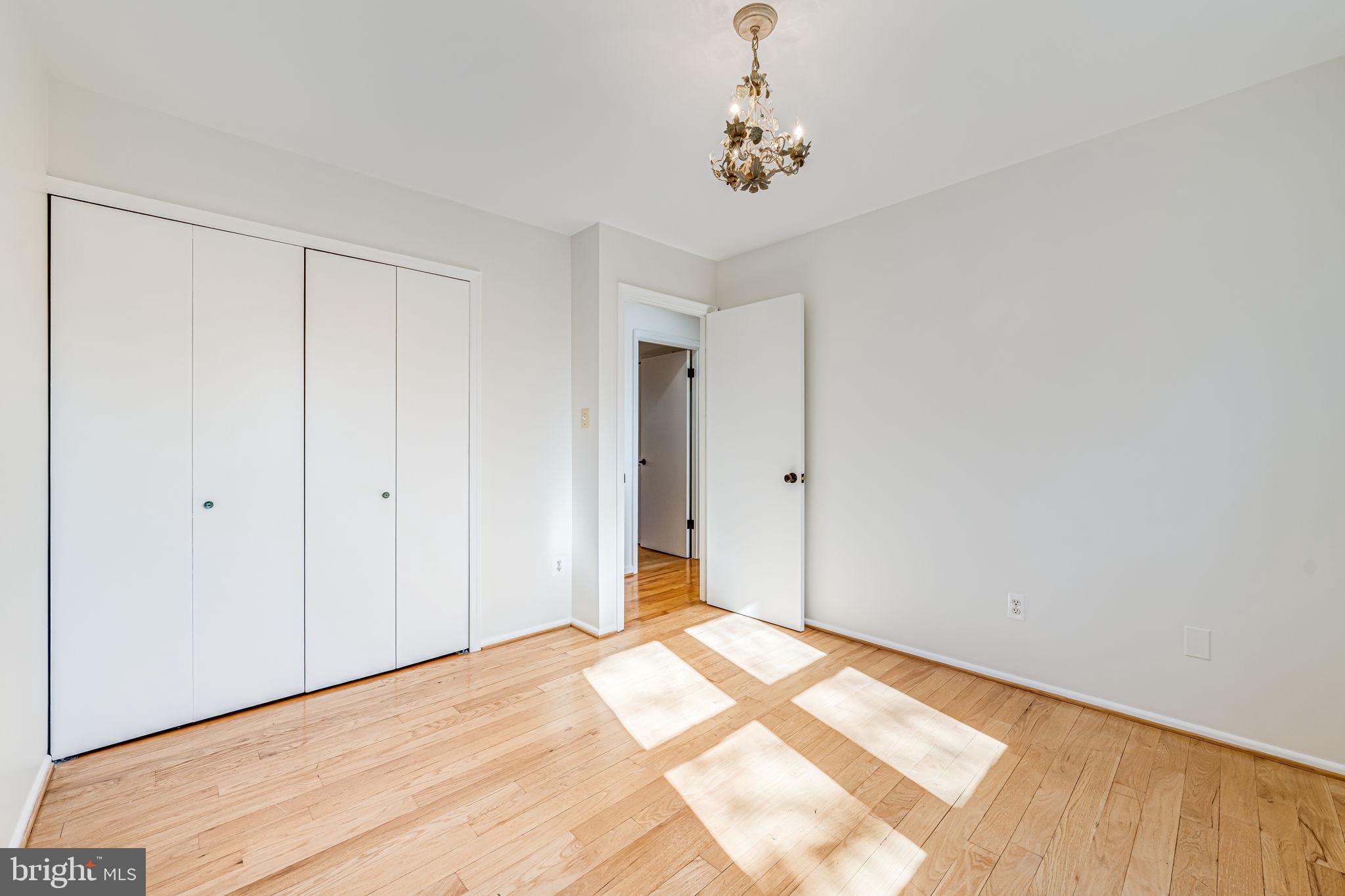 TALISMAN COURT - Residential