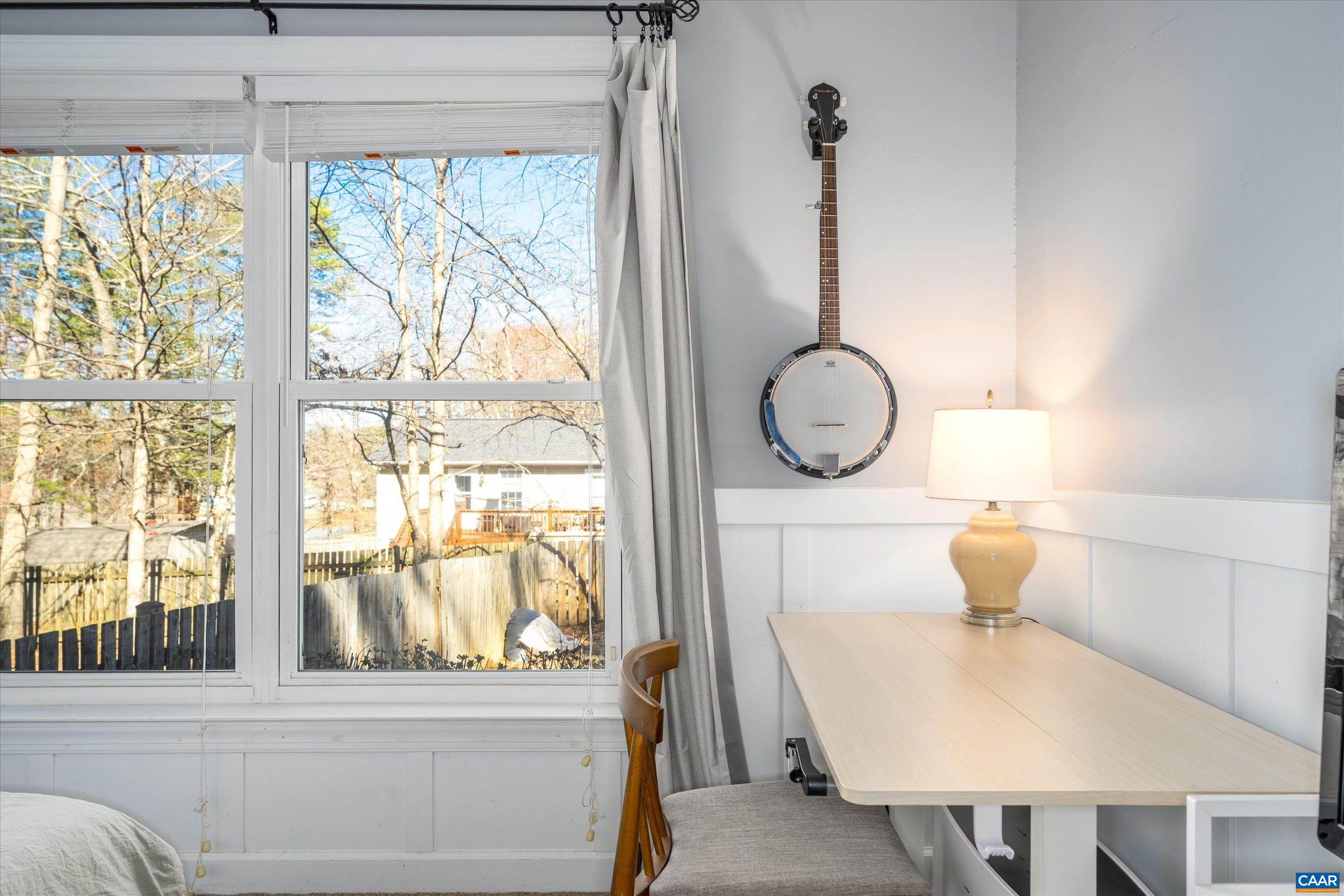 LAKE MONTICELLO - Residential