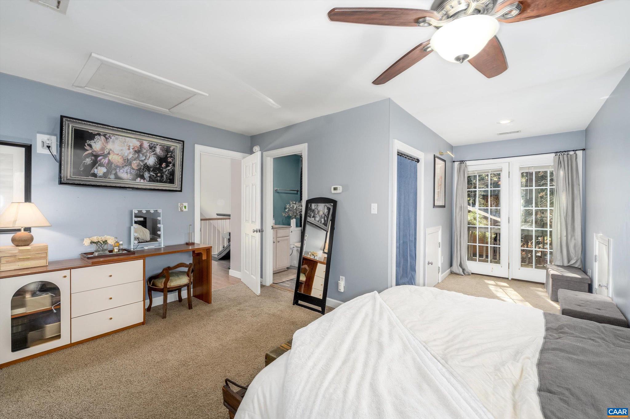 LAKE MONTICELLO - Residential