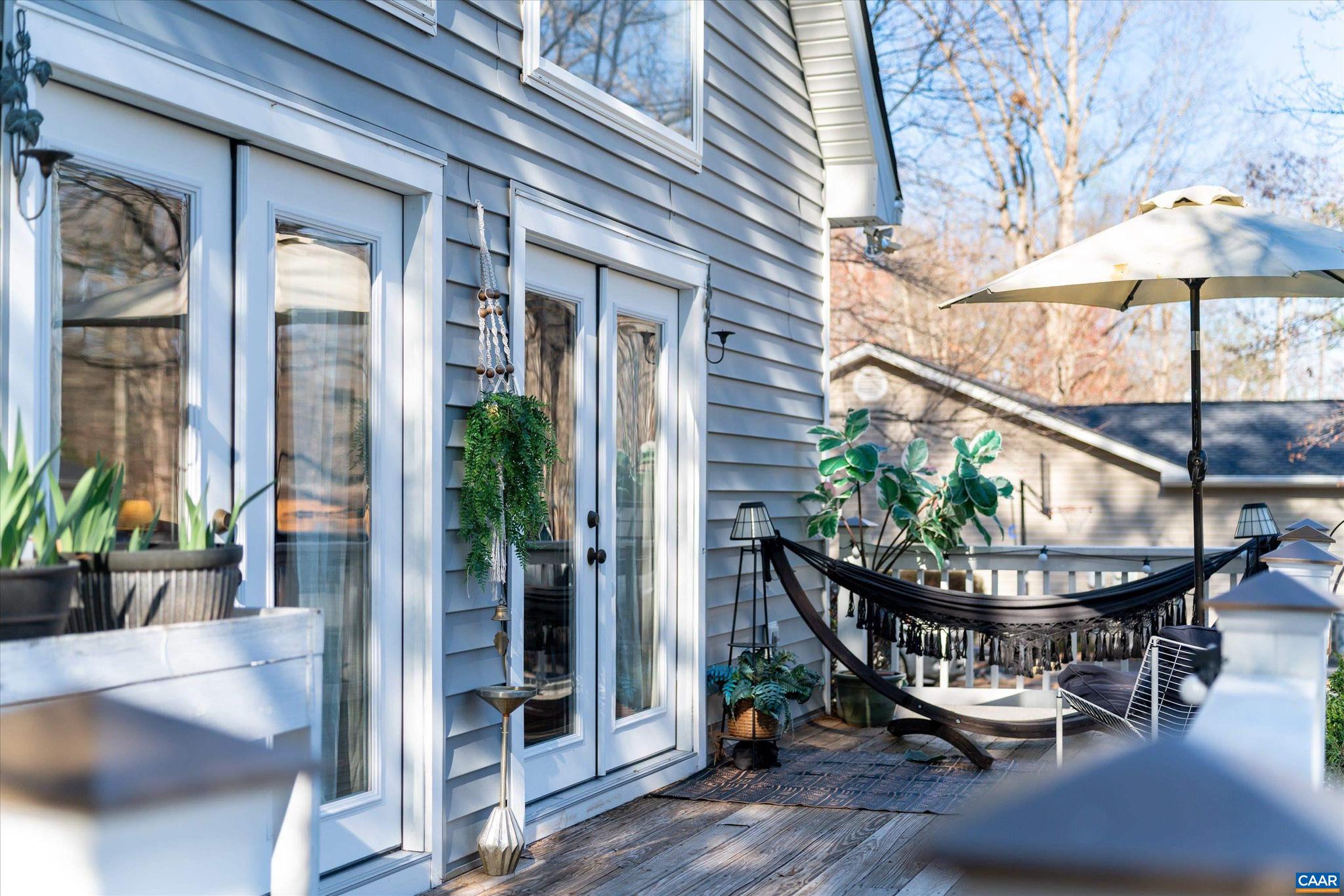 LAKE MONTICELLO - Residential