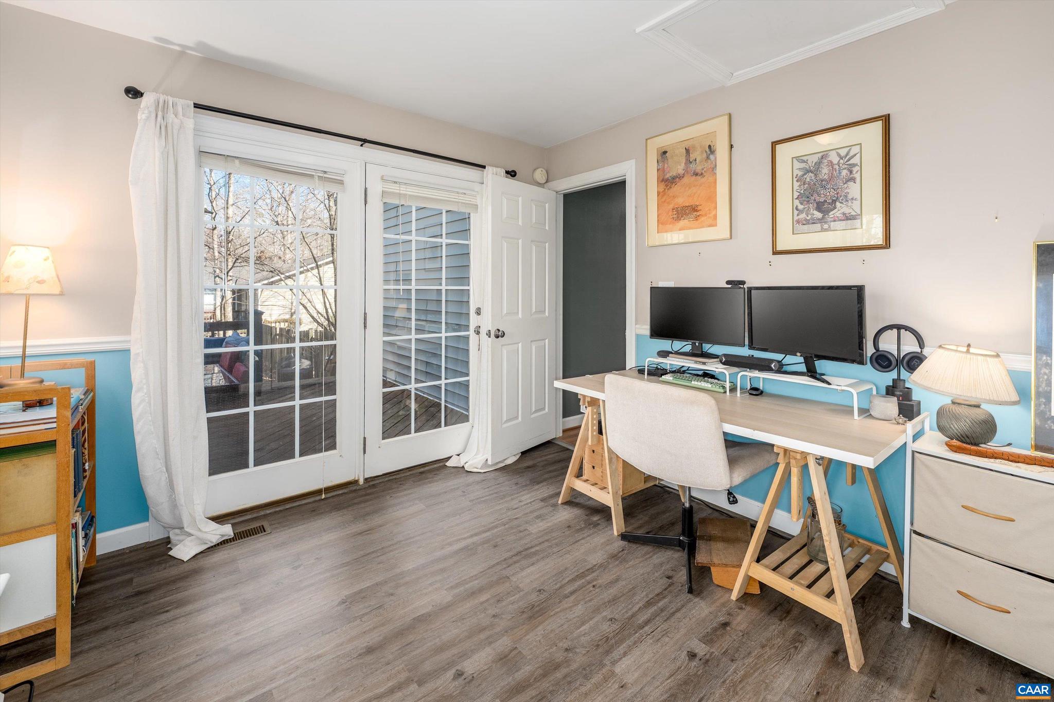 LAKE MONTICELLO - Residential