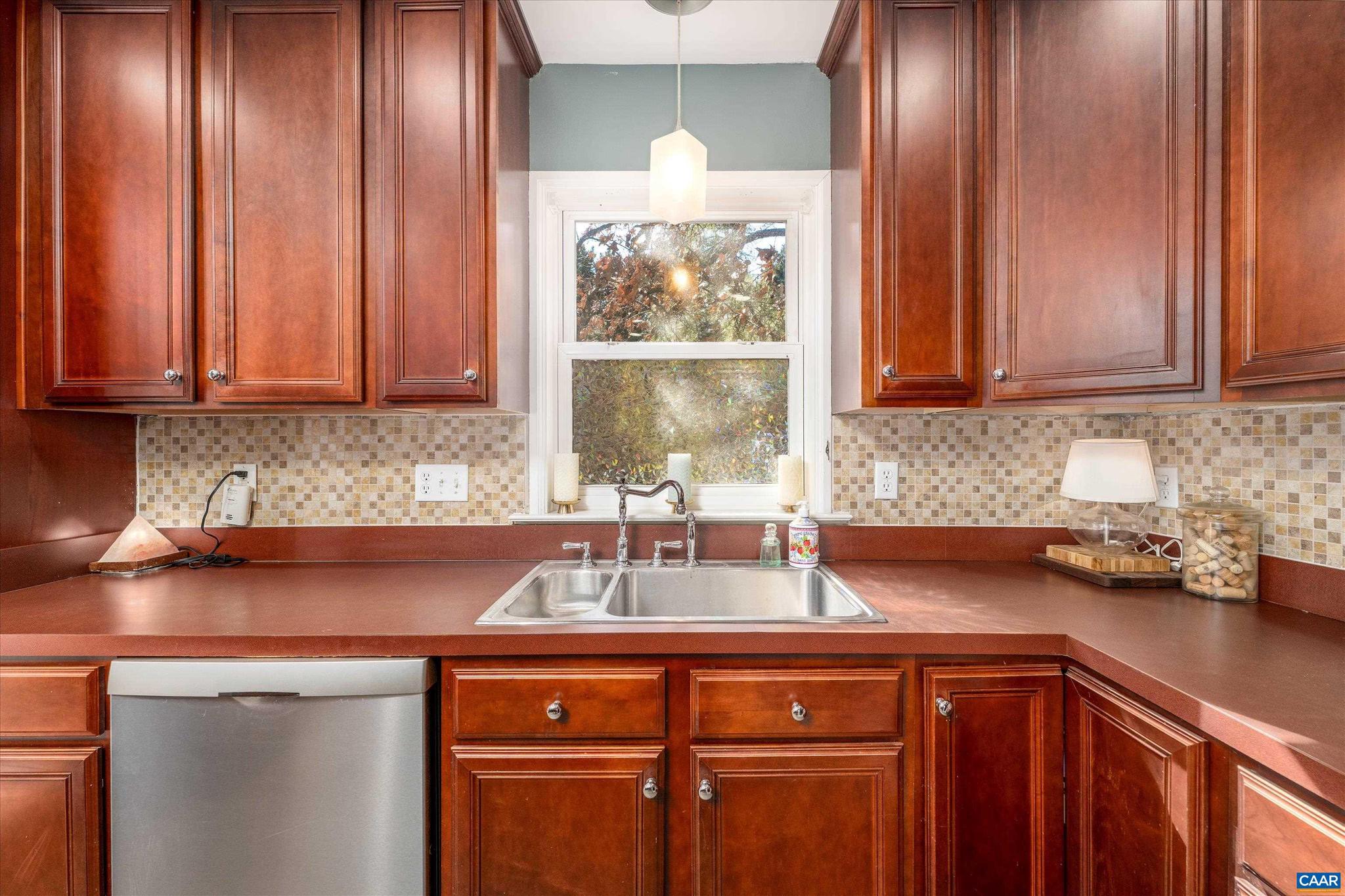 LAKE MONTICELLO - Residential