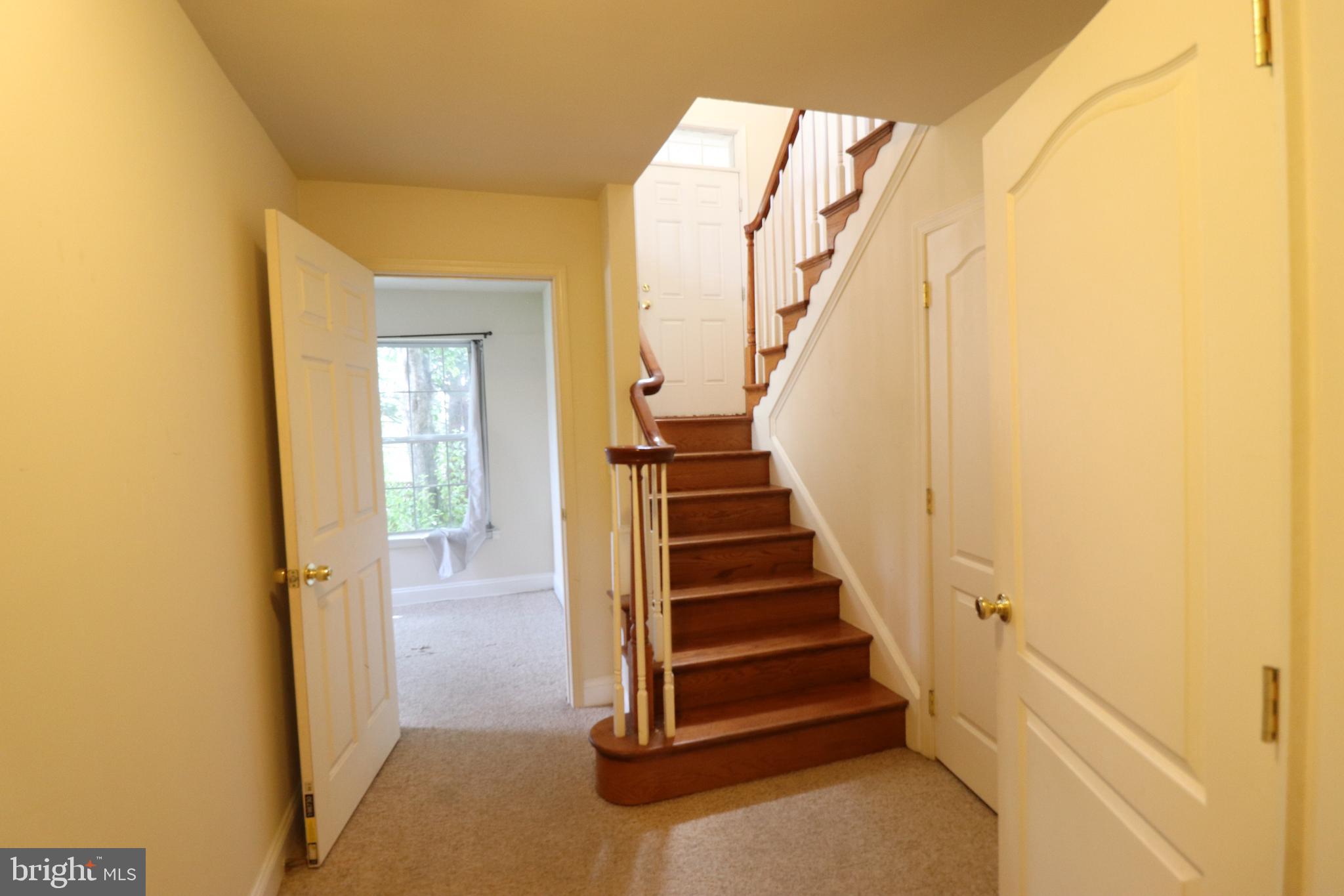 REDLAND ESTATES - Residential Lease