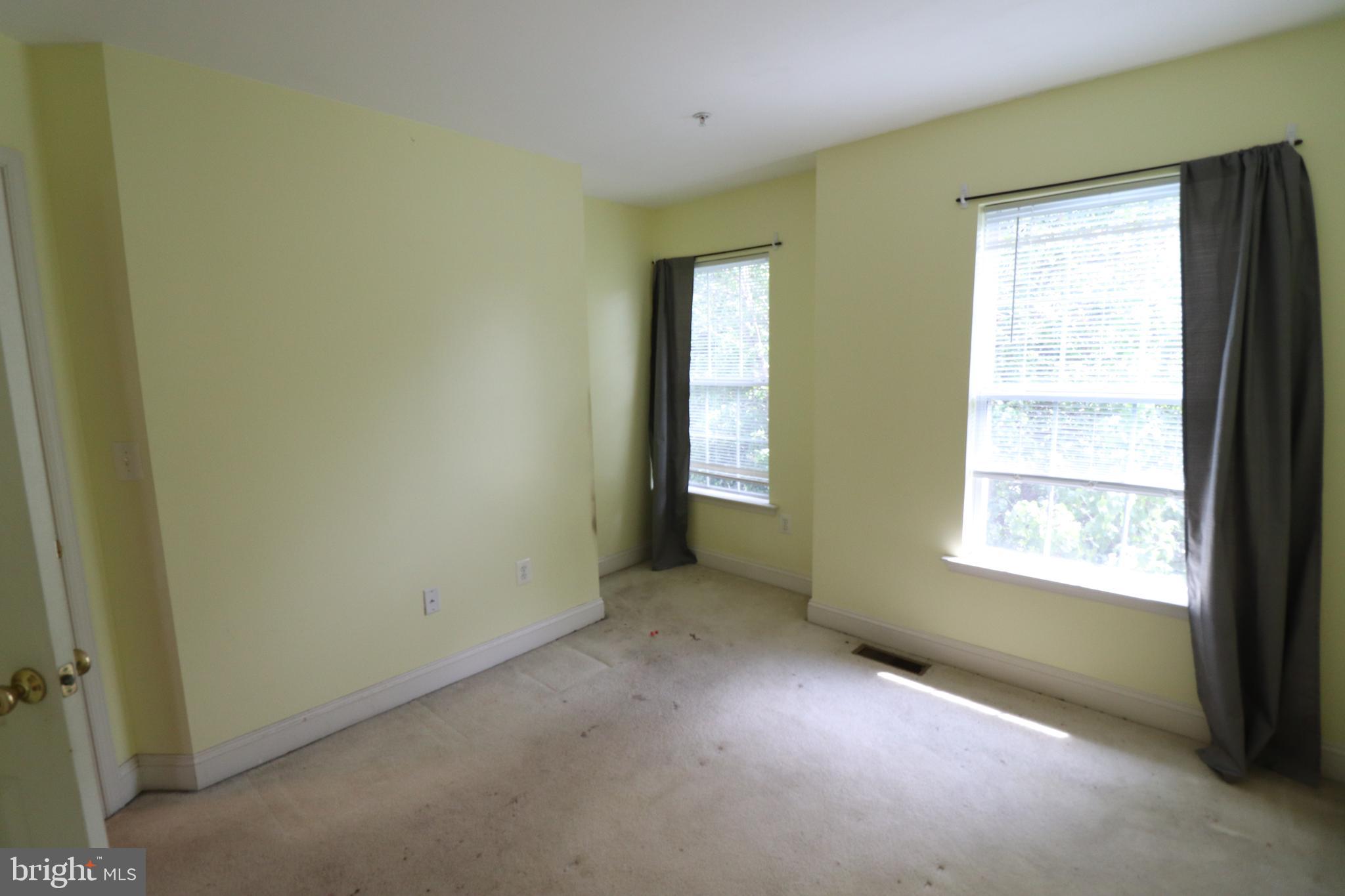 REDLAND ESTATES - Residential Lease