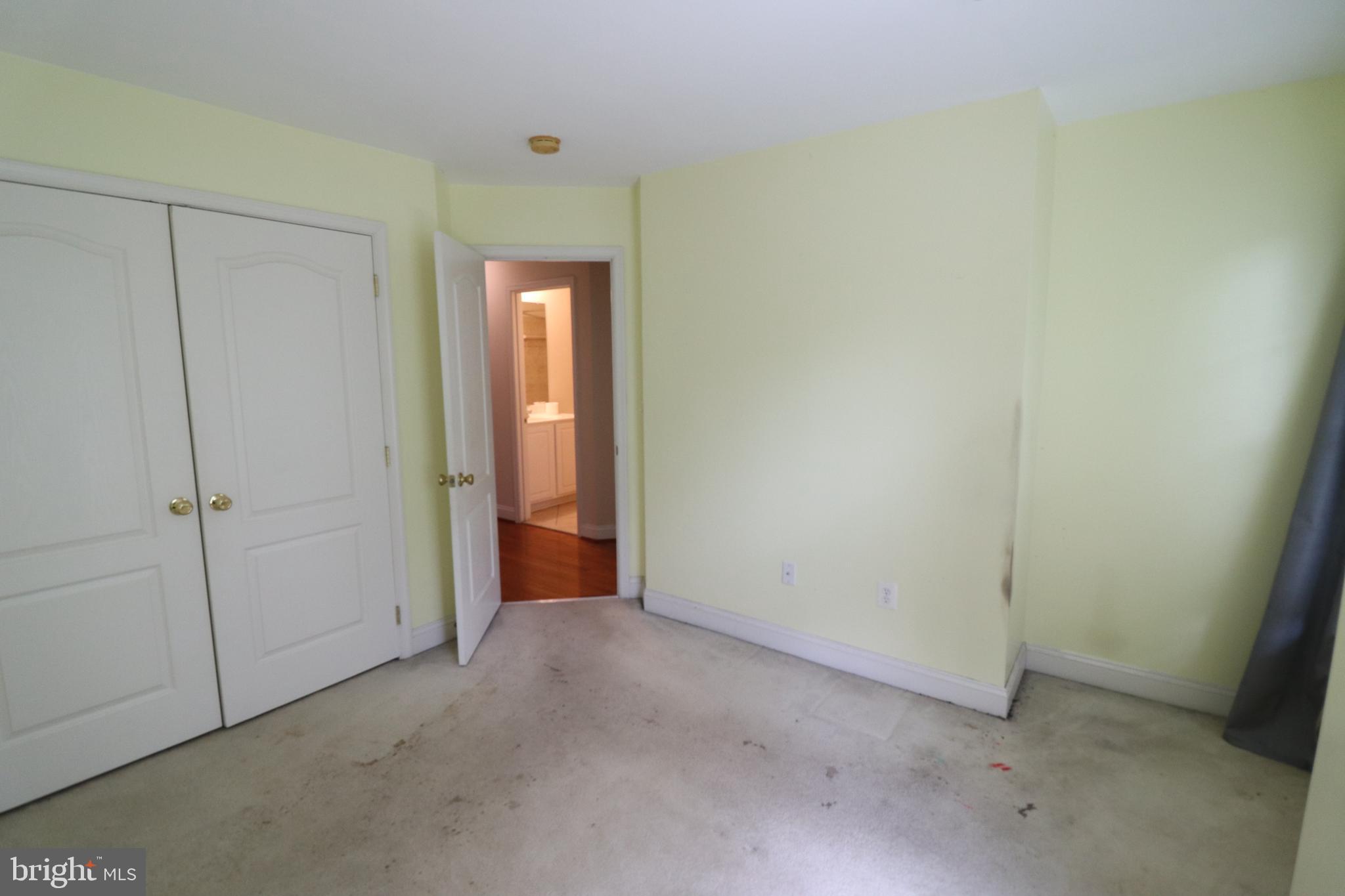 REDLAND ESTATES - Residential Lease