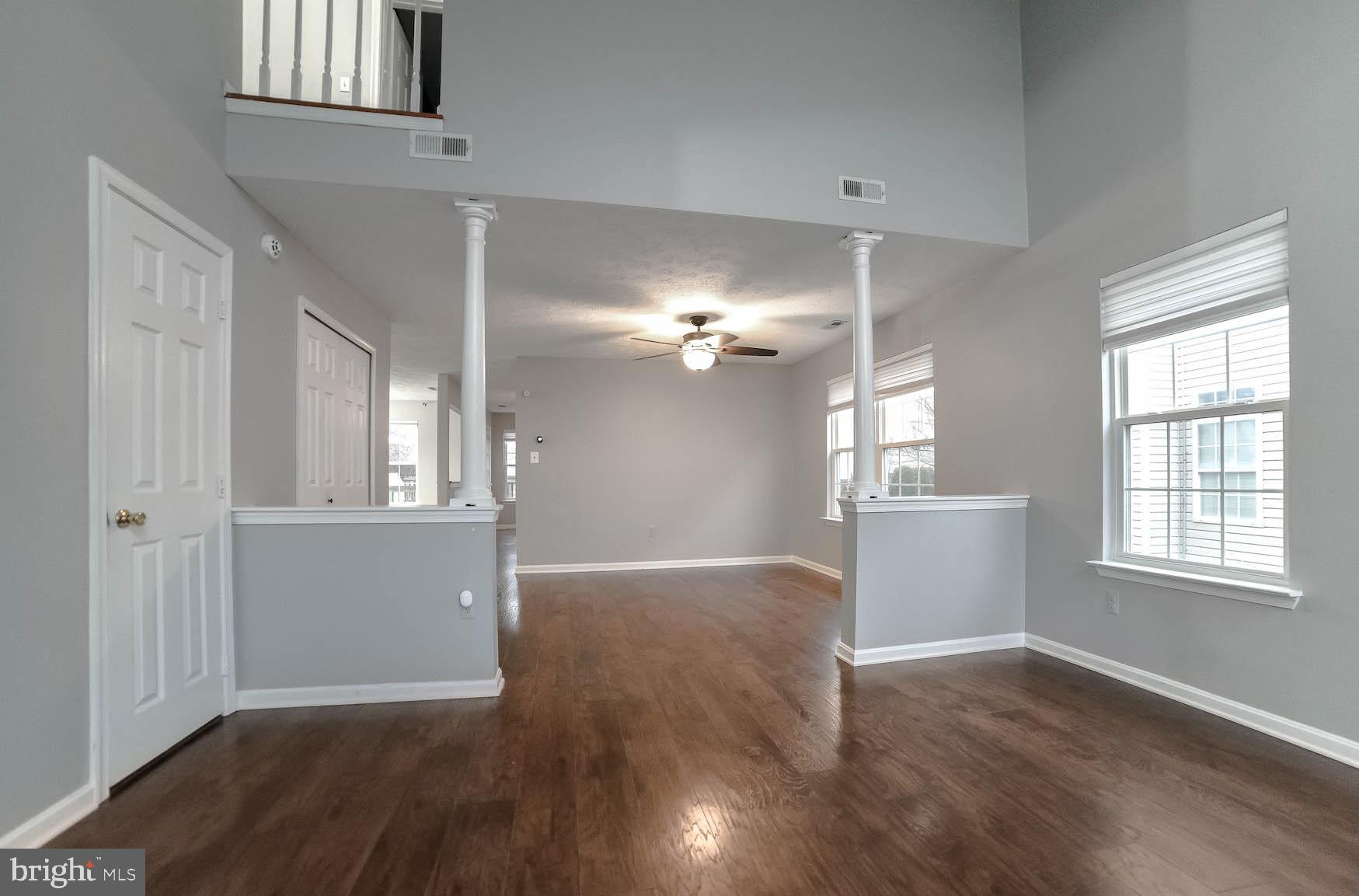 ST CHARLES SUB - HAMPSHIRE - Residential