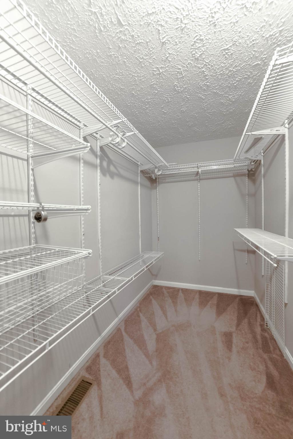 ST CHARLES SUB - HAMPSHIRE - Residential