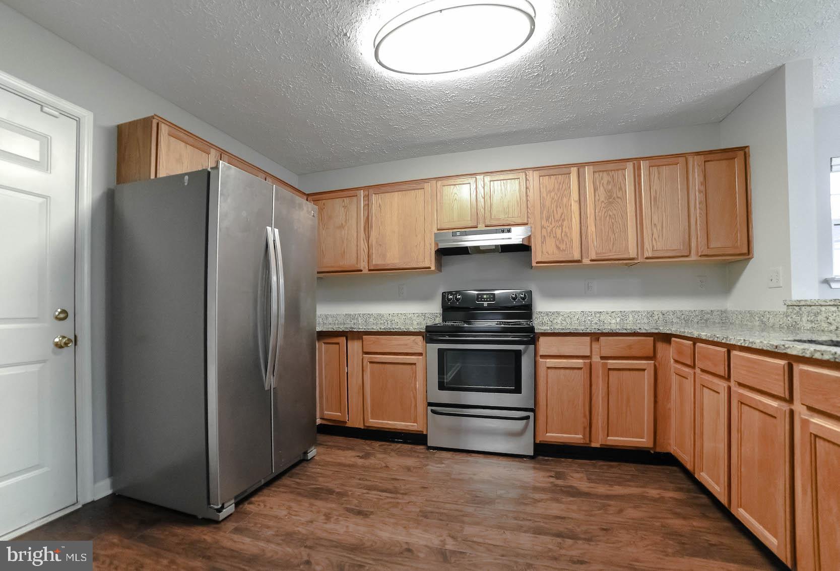 ST CHARLES SUB - HAMPSHIRE - Residential