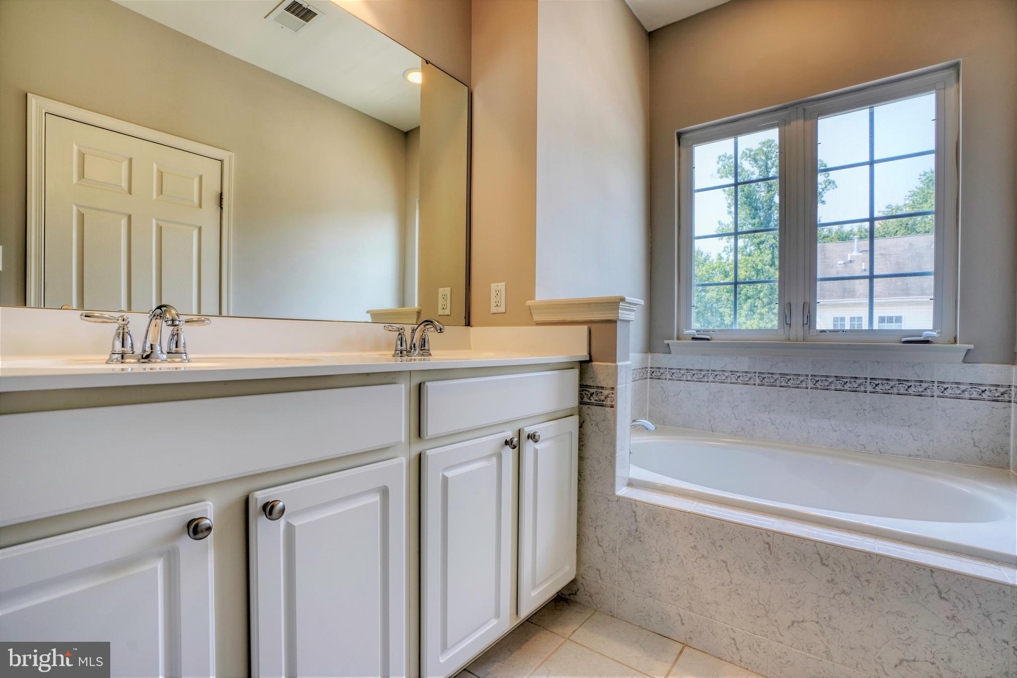 VILLAGES OF DORCHESTER - Residential