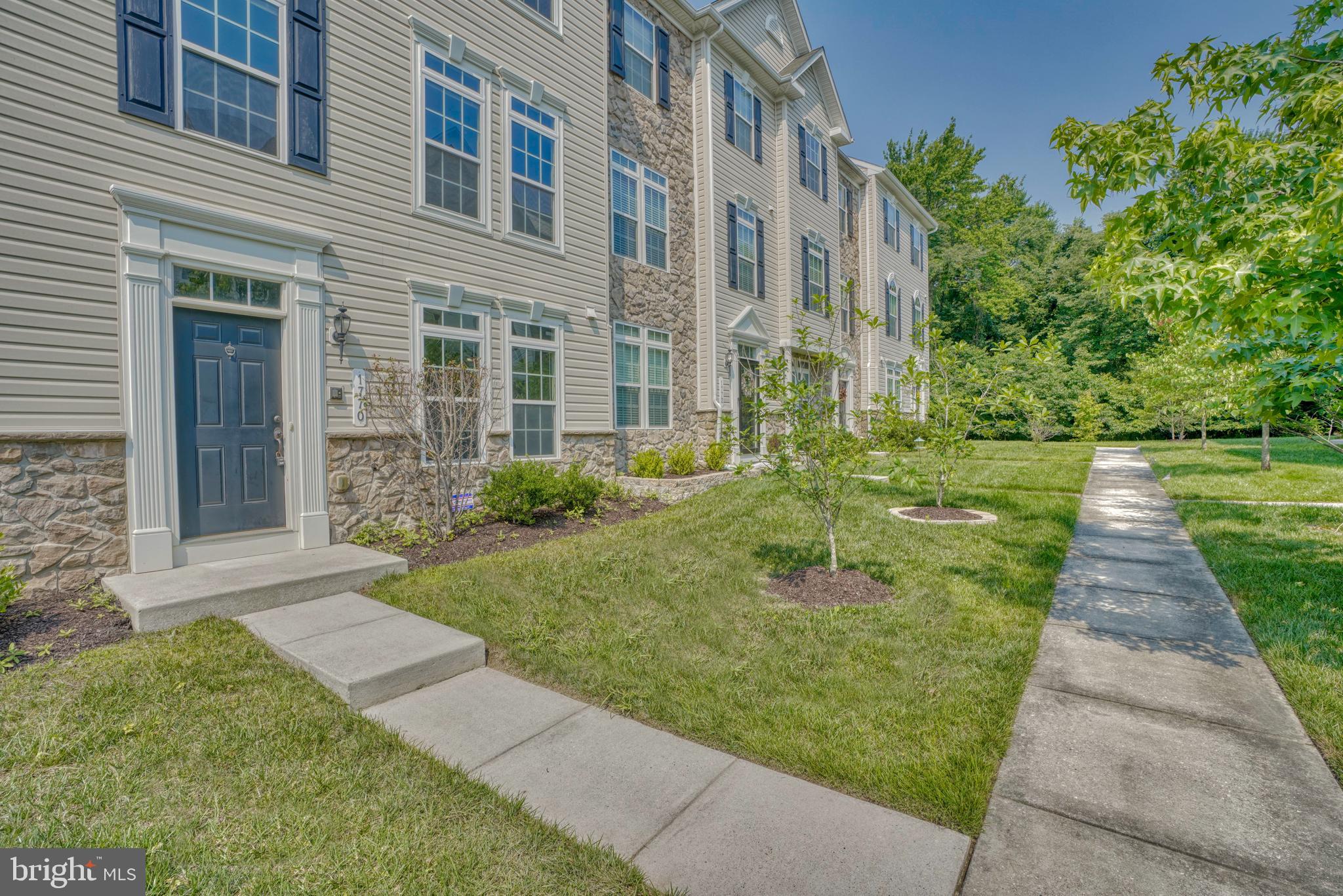 VILLAGES OF DORCHESTER - Residential