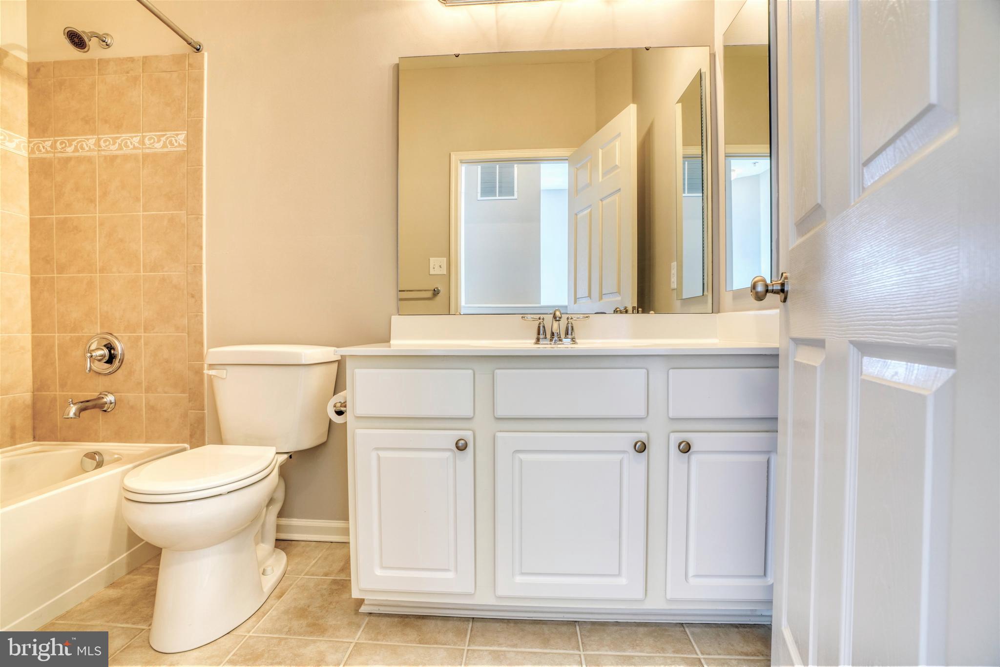 VILLAGES OF DORCHESTER - Residential