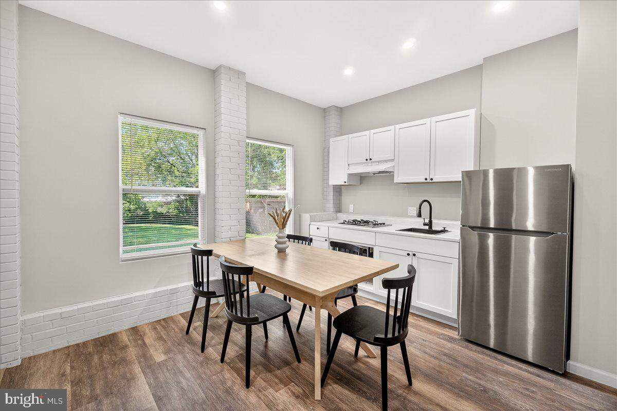 HOLLYWOOD - Residential