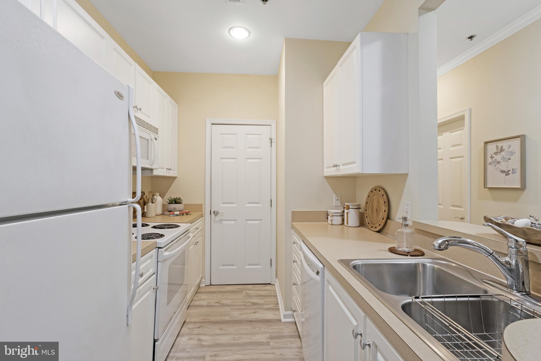 SANDPIPER VILLAGE CONDO - Residential