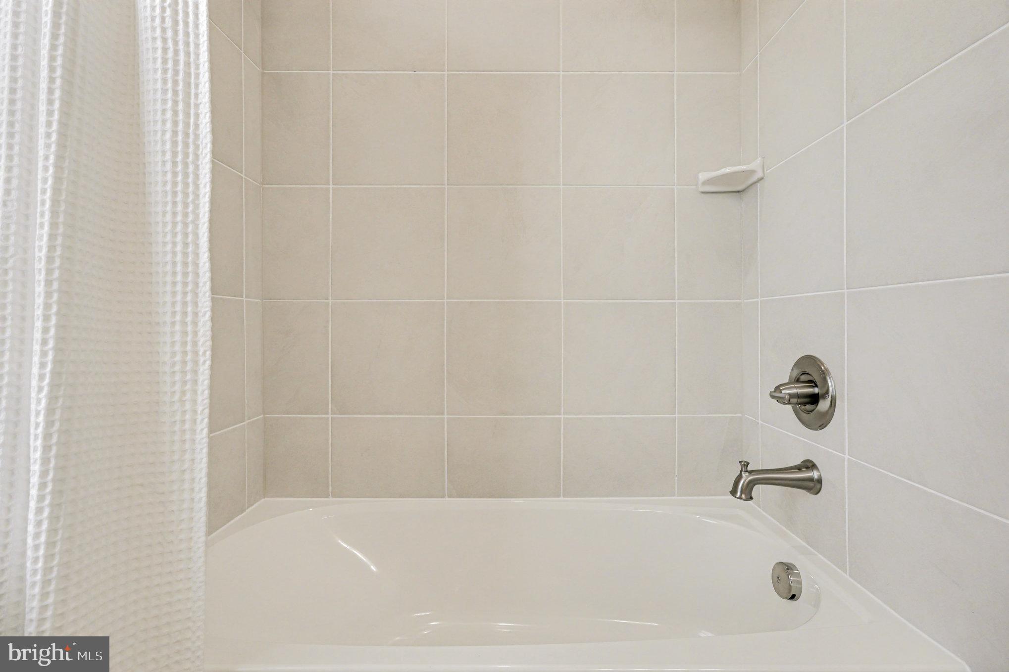 INDEPENDENCE SQUARE - Residential