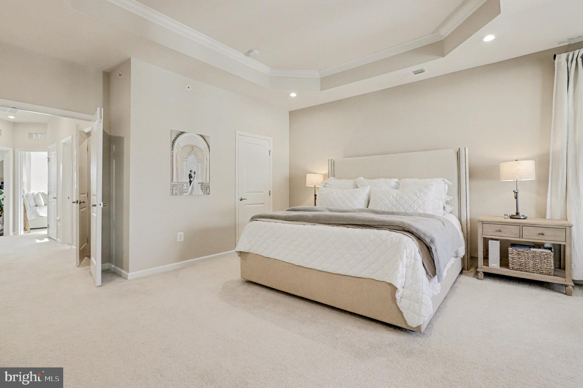 INDEPENDENCE SQUARE - Residential