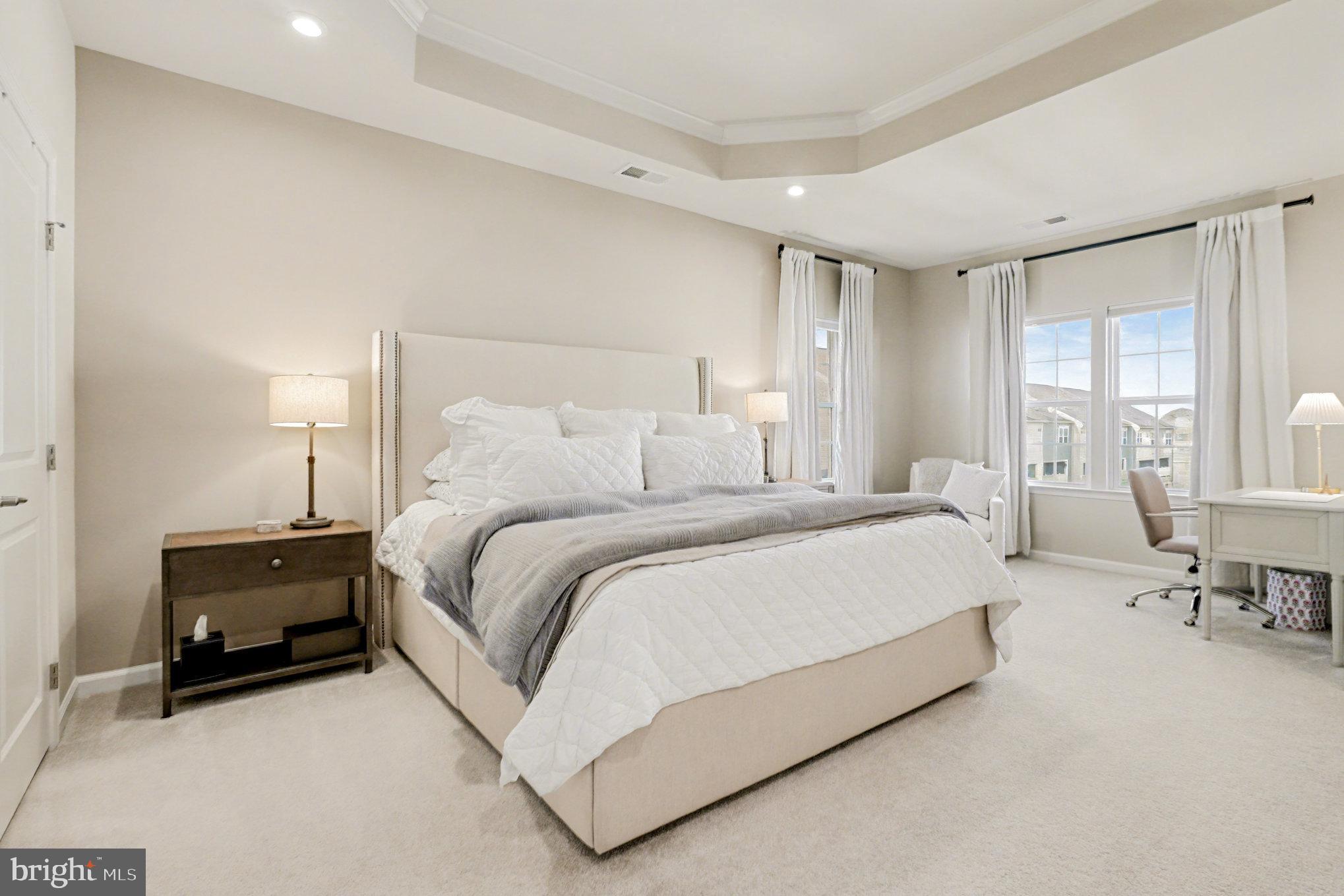 INDEPENDENCE SQUARE - Residential