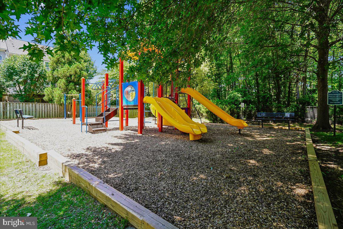 2022 PIERIS COURT