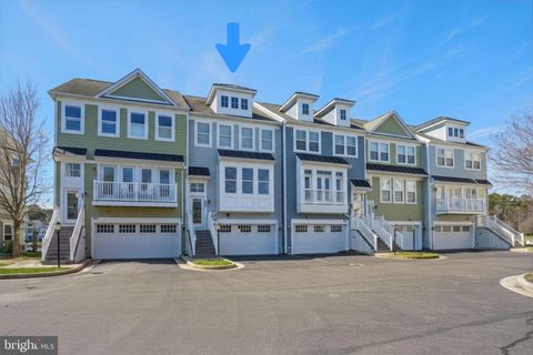 10900 HOLYSTONE LANE 402 BERLIN MD 21811