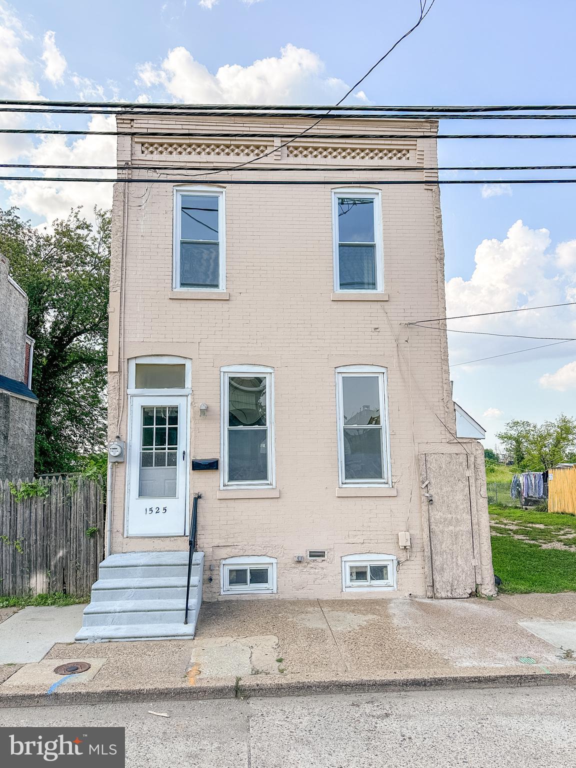 1525 FEDERAL STREET