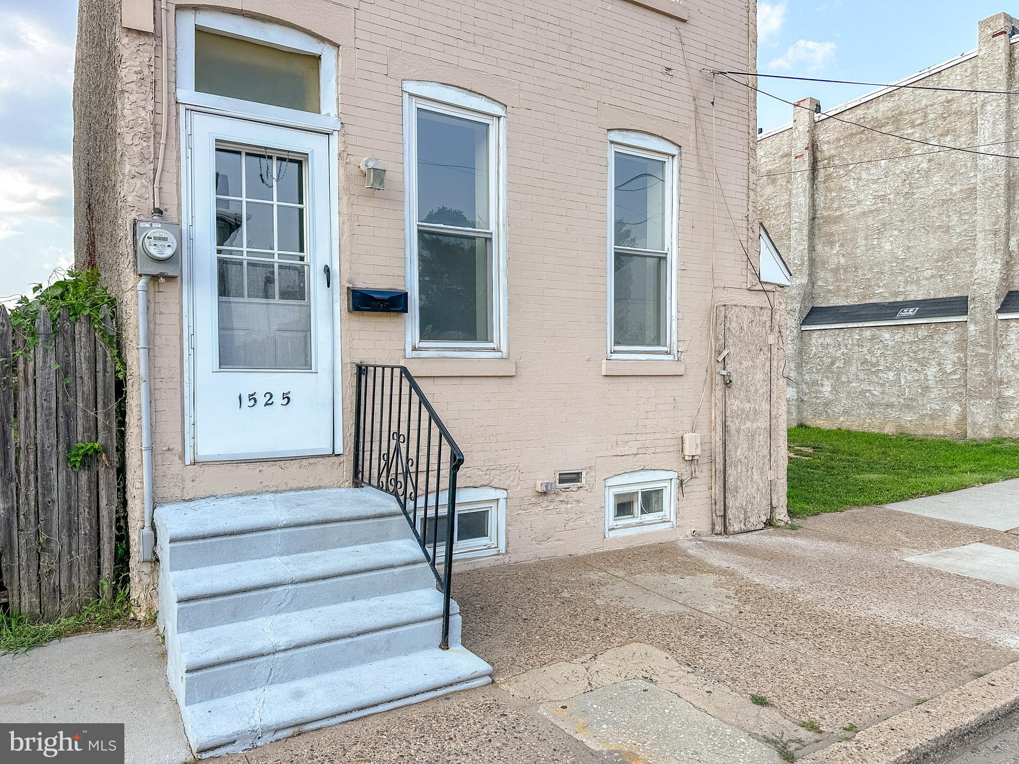 1525 FEDERAL STREET