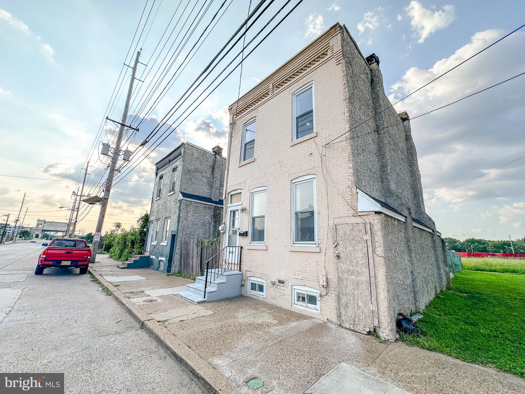 1525 FEDERAL STREET