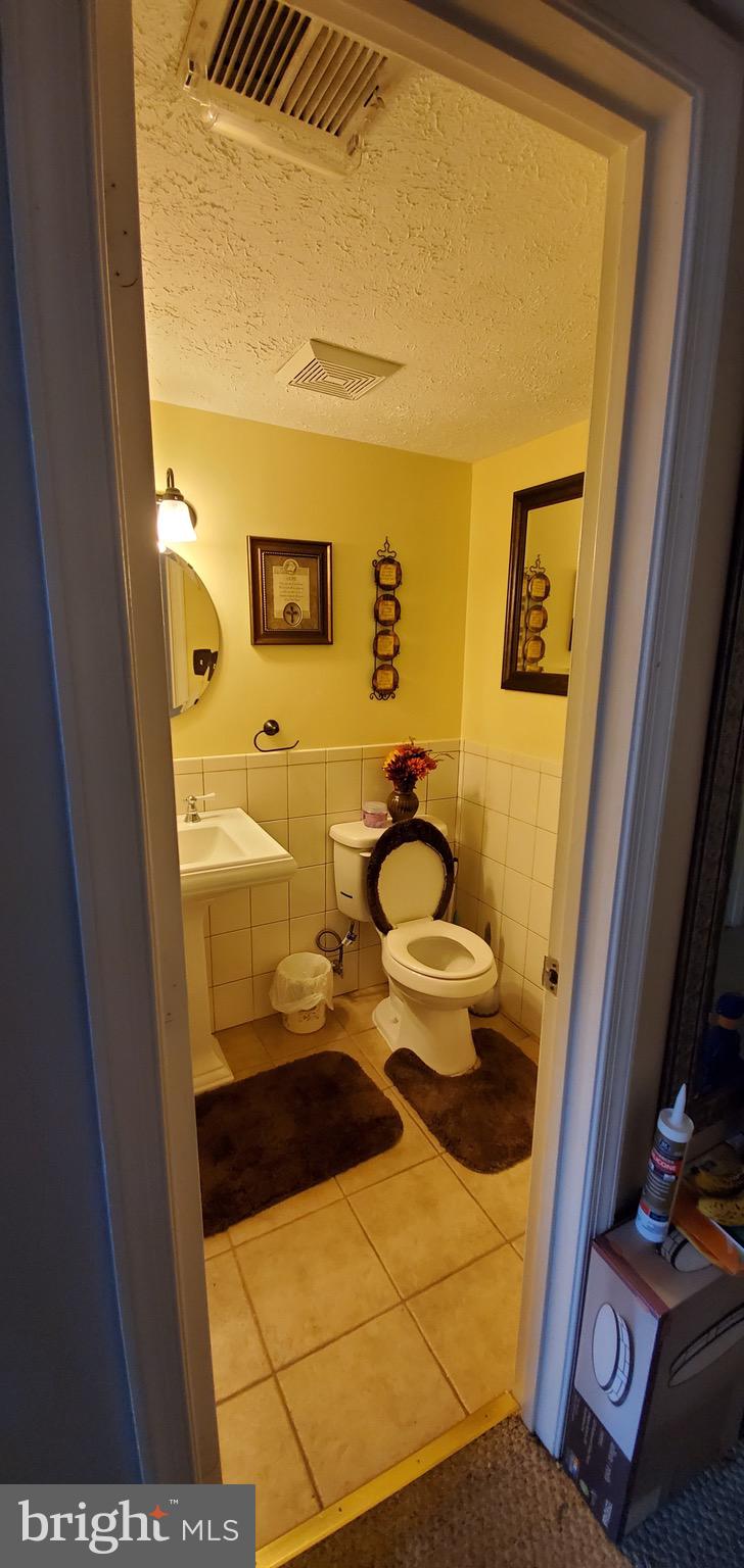 WESTLAKE VILLAGE - Residential