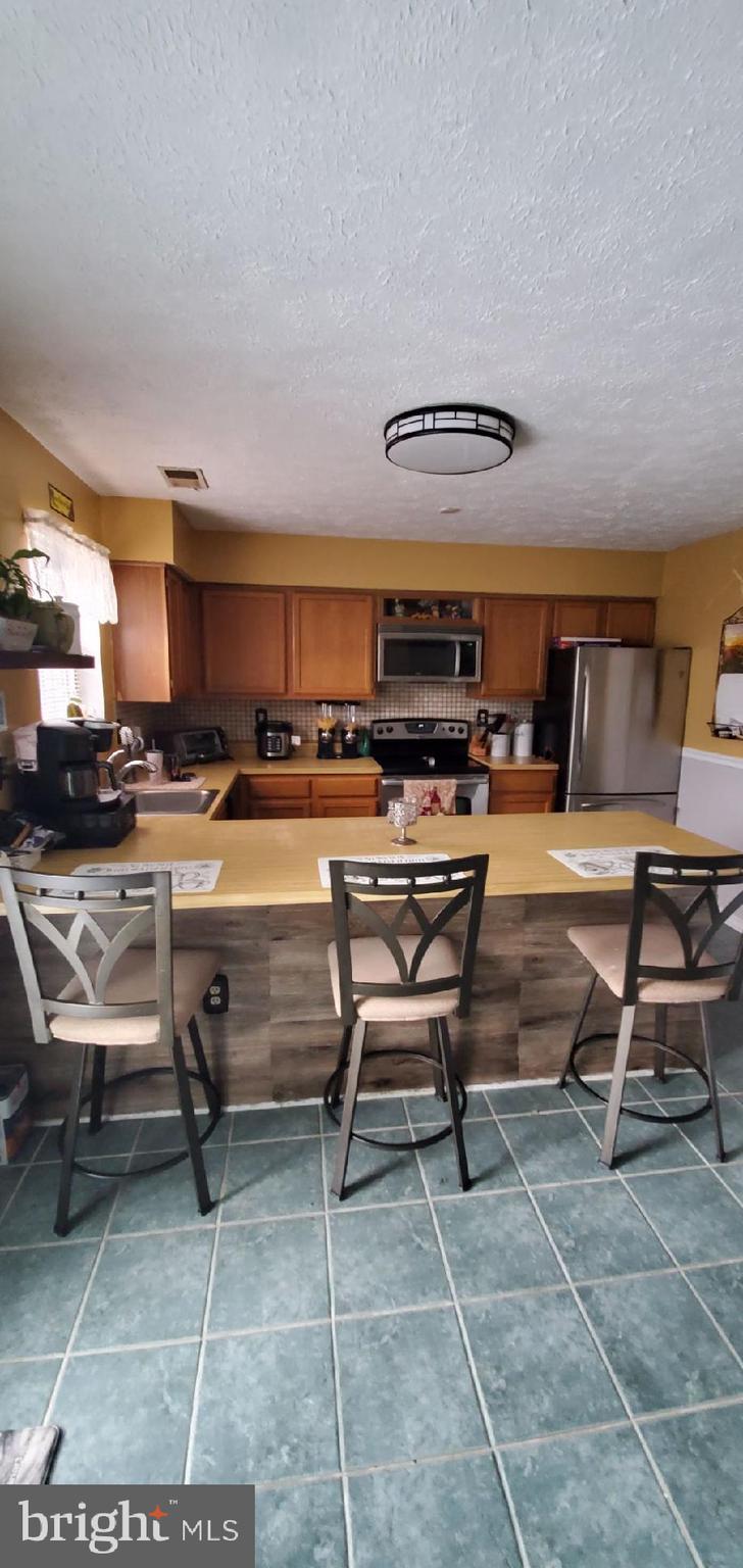 WESTLAKE VILLAGE - Residential