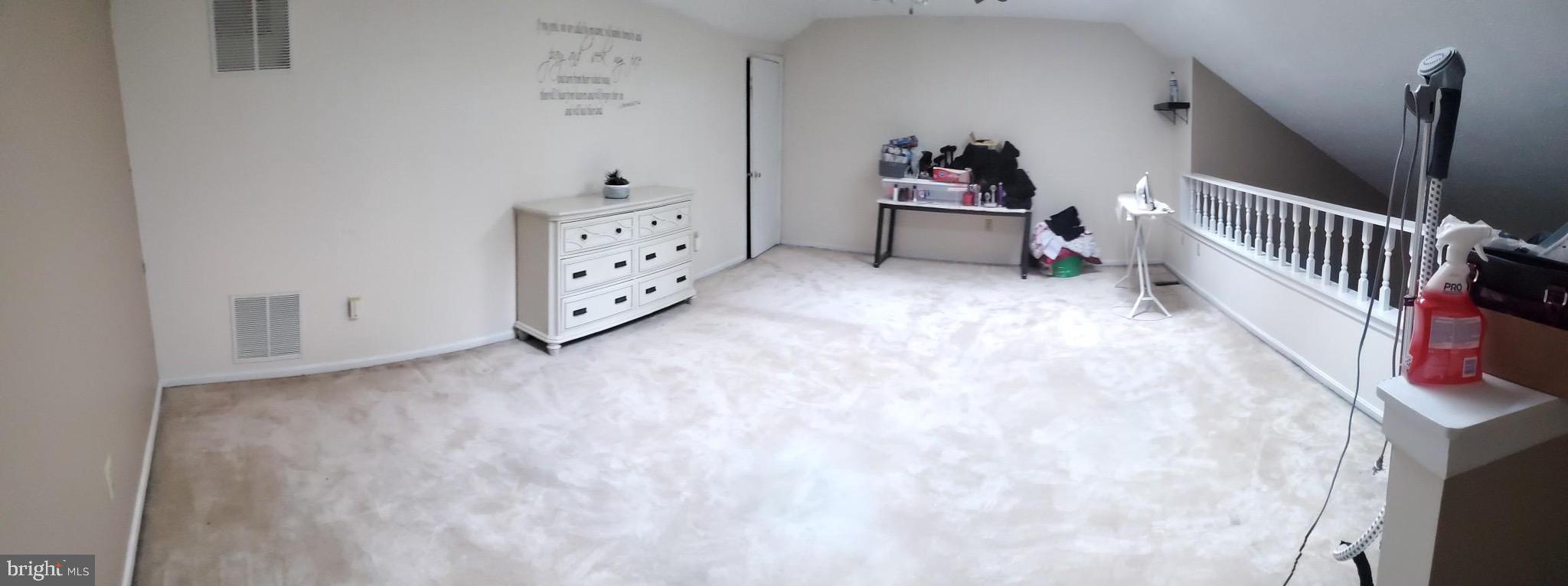 WESTLAKE VILLAGE - Residential