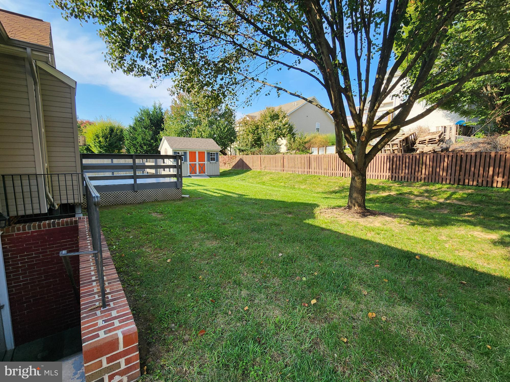 LAUREL RIDGE - Residential