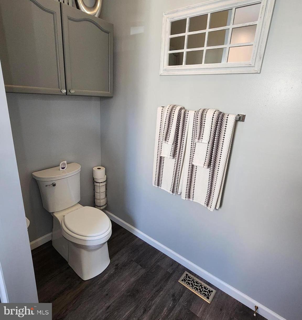 LAUREL RIDGE - Residential