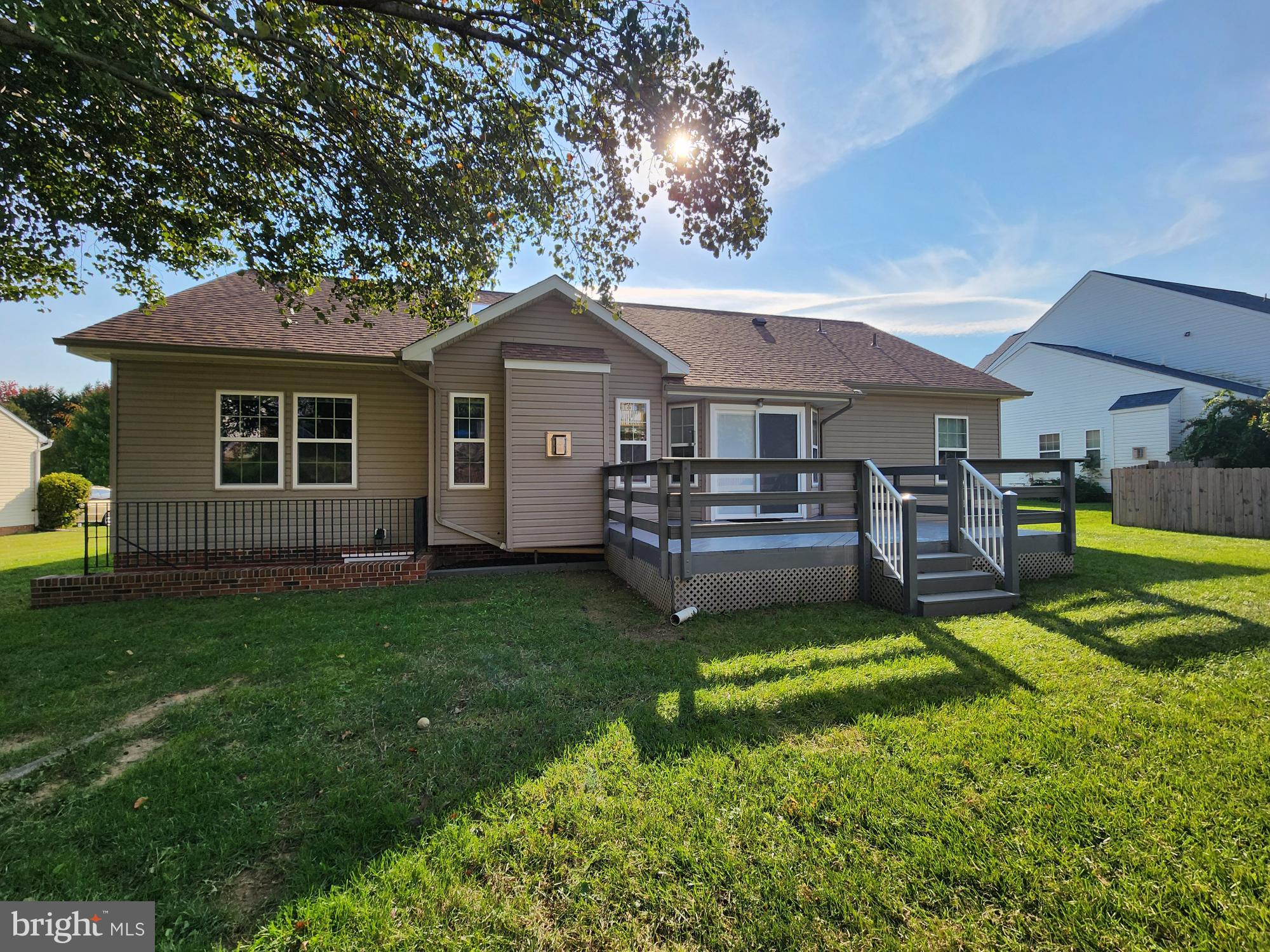 LAUREL RIDGE - Residential