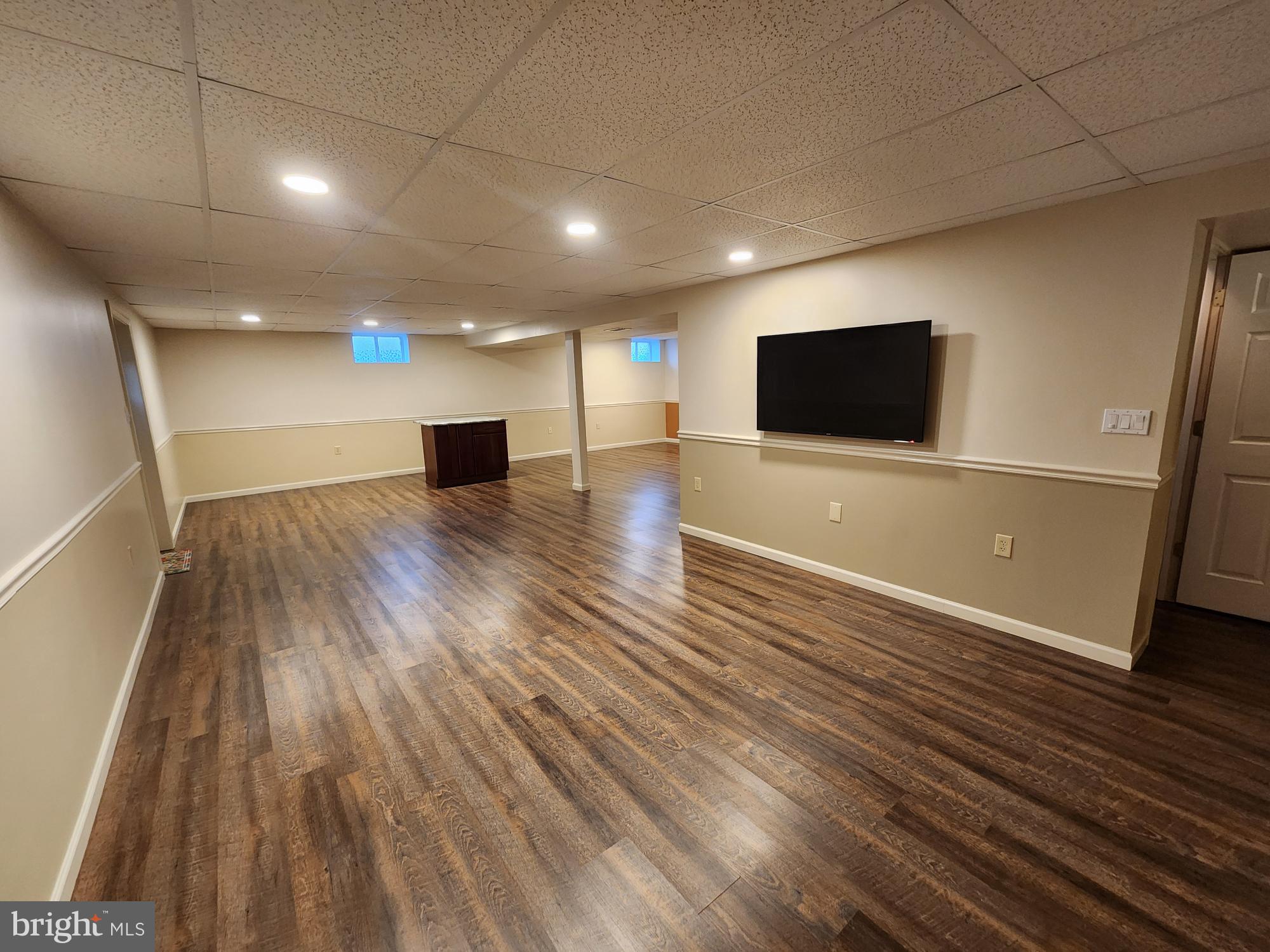 LAUREL RIDGE - Residential