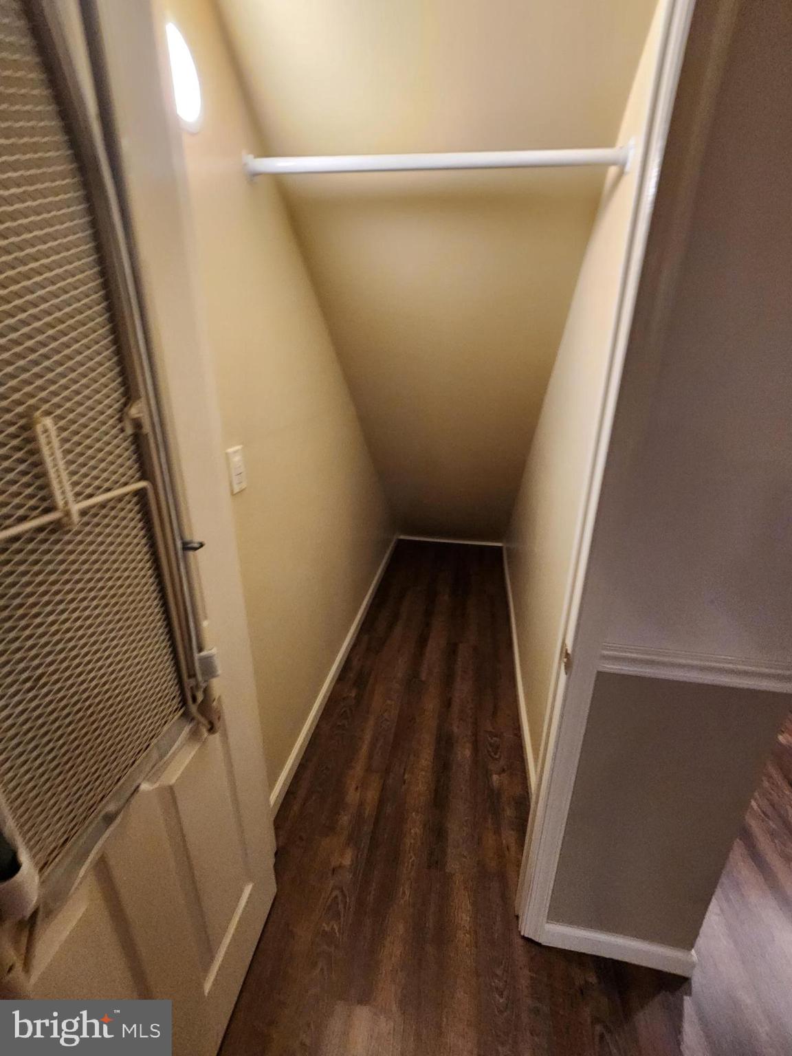 LAUREL RIDGE - Residential