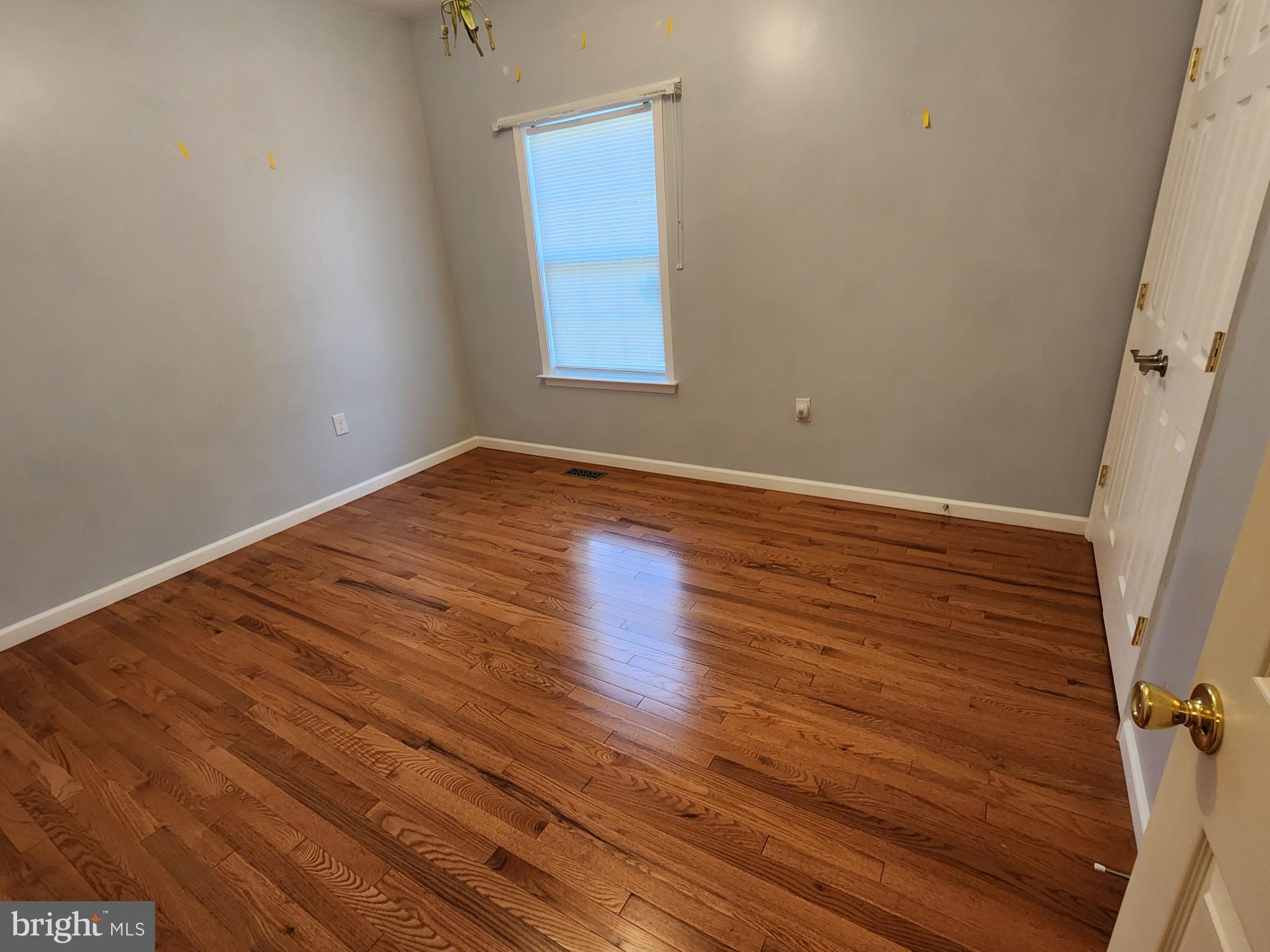 LAUREL RIDGE - Residential